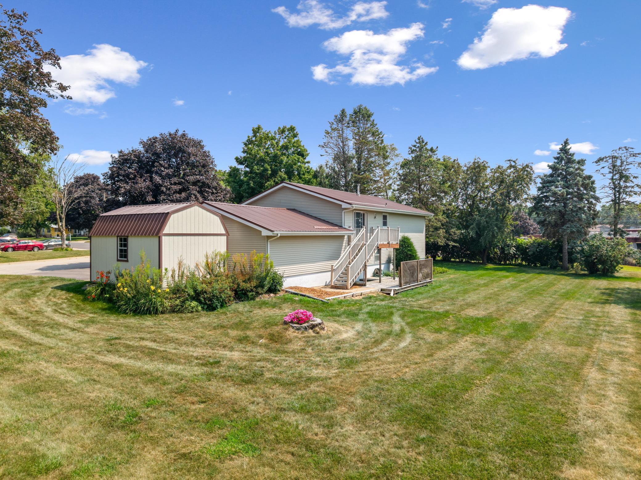 main property photo 35