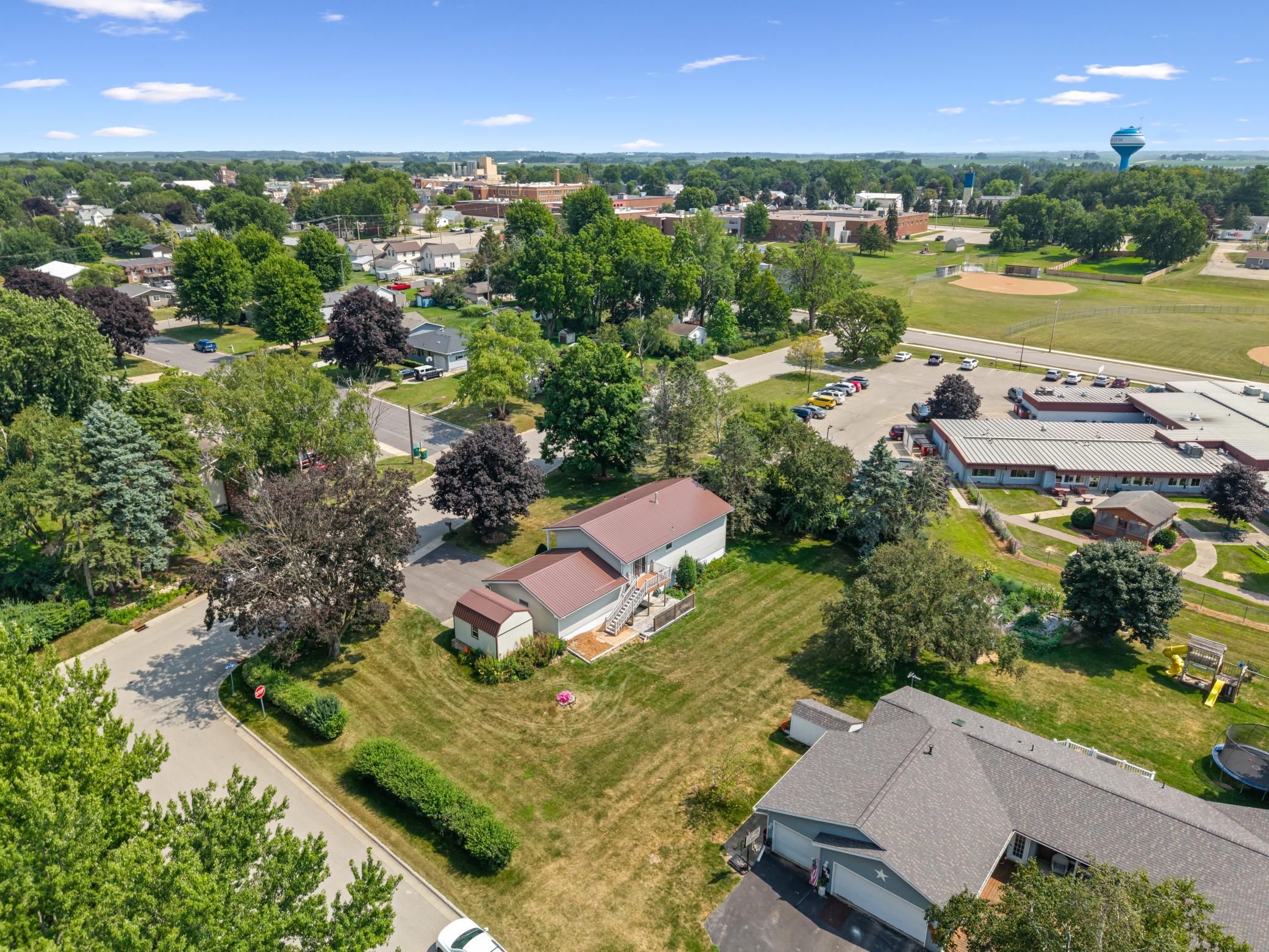 main property photo 38