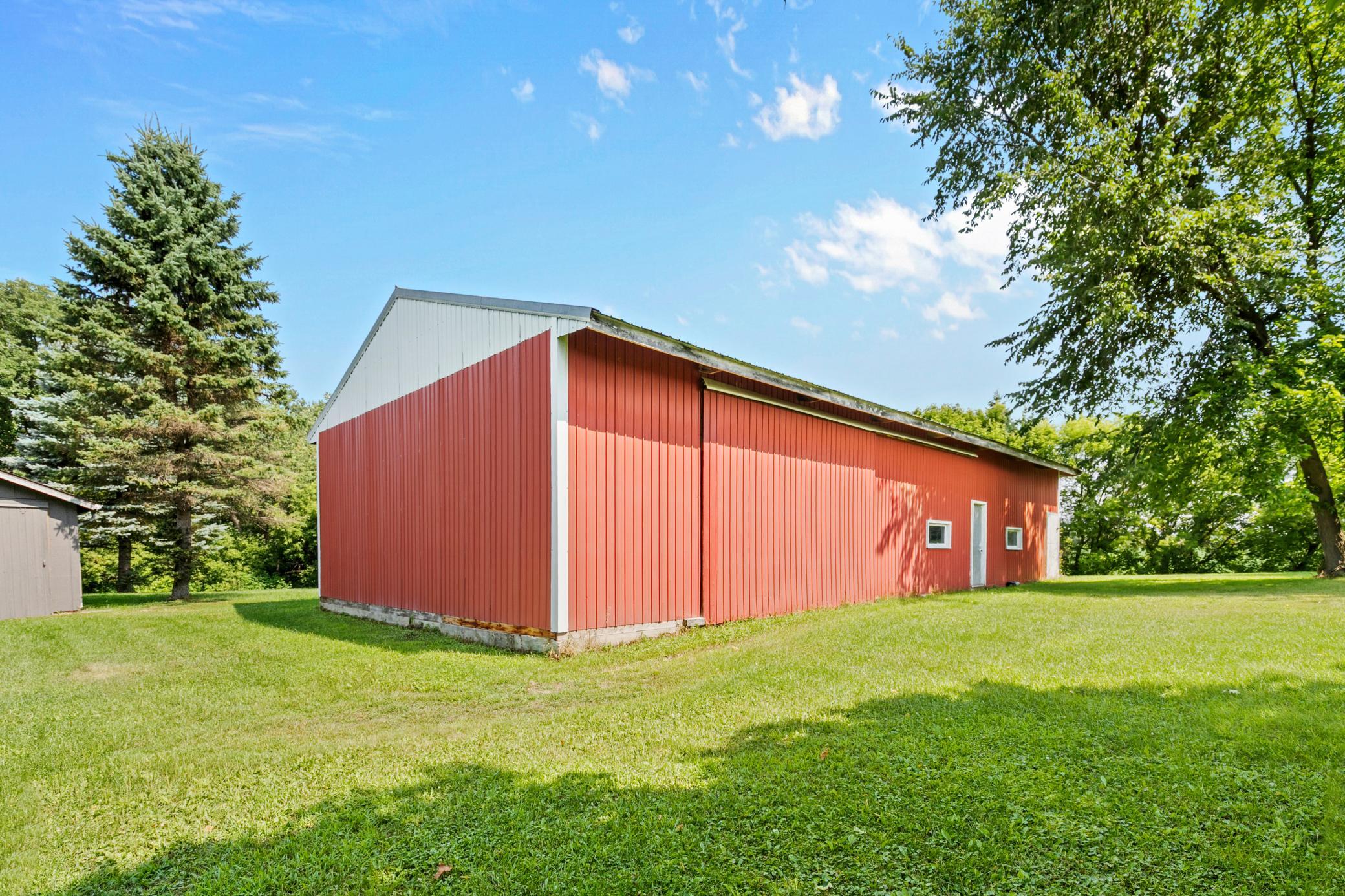 main property photo 18