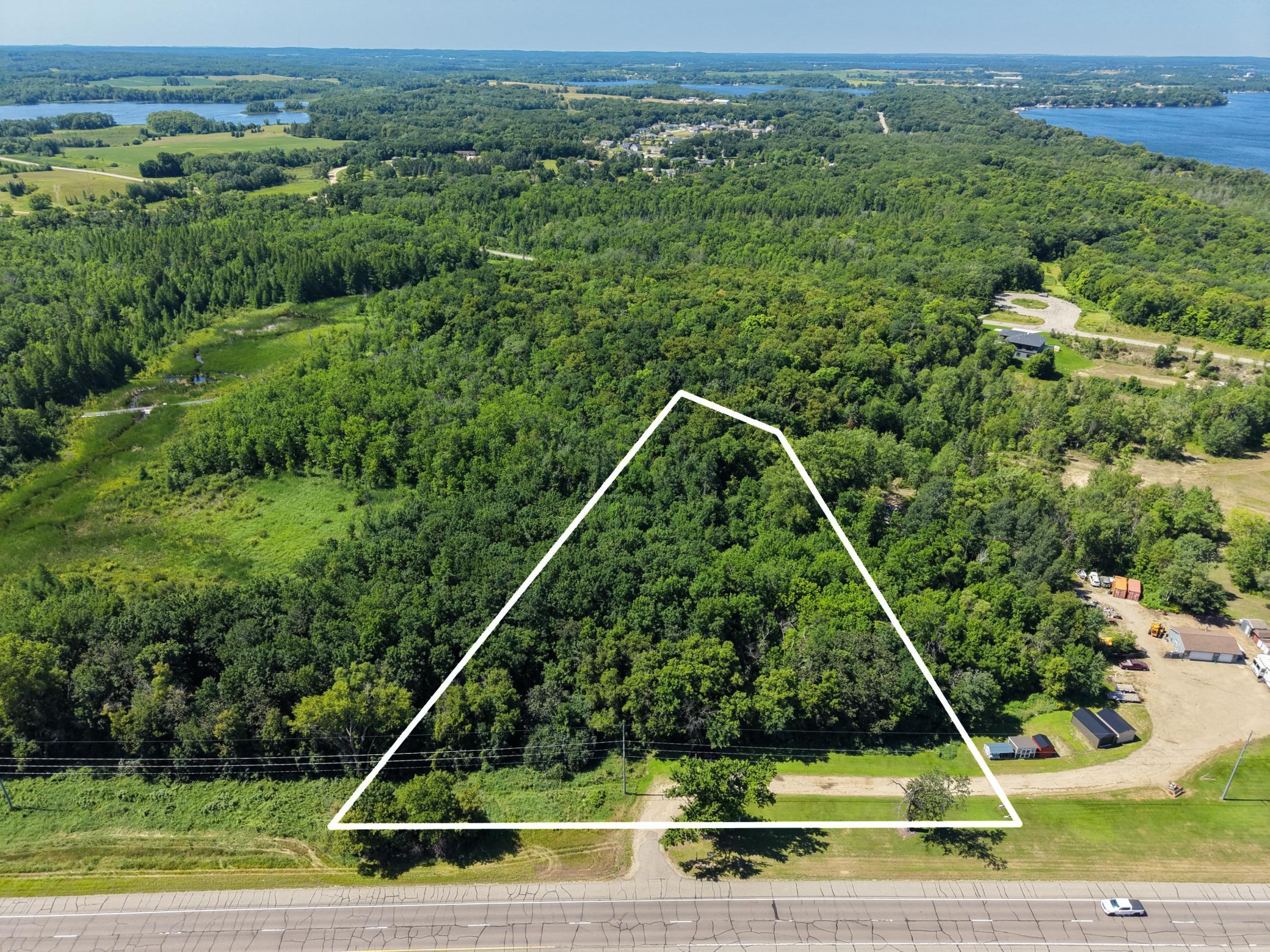 main property photo 0