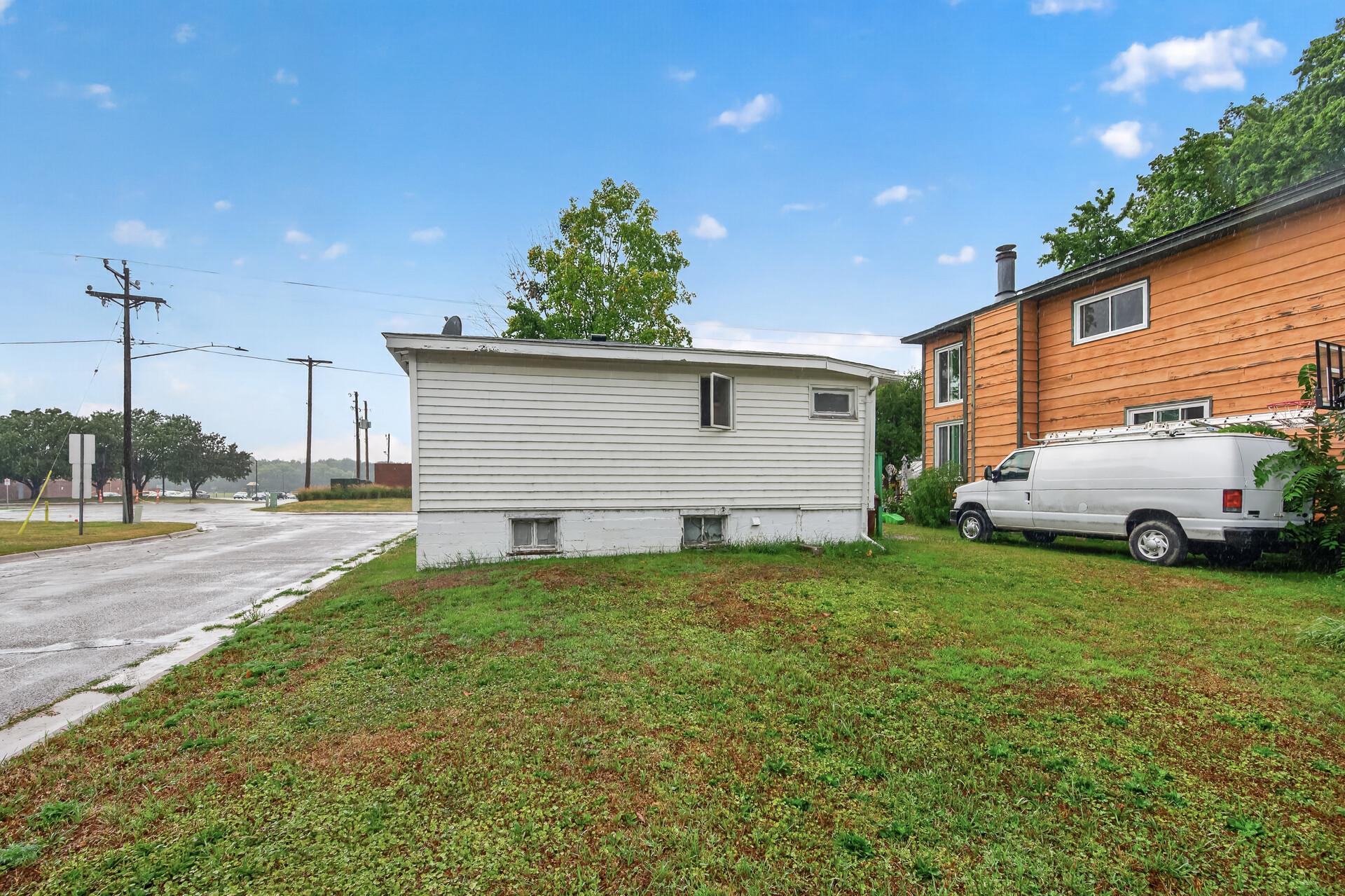 main property photo 21
