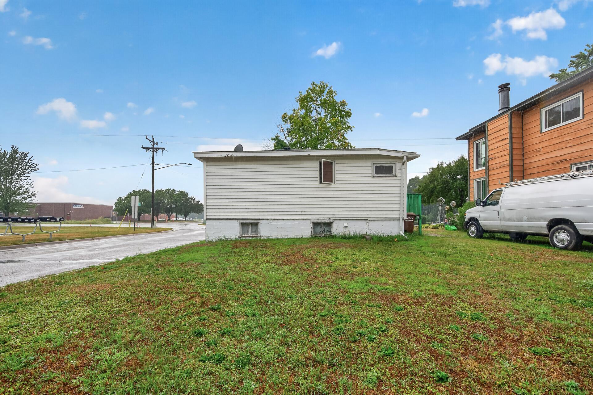 main property photo 22