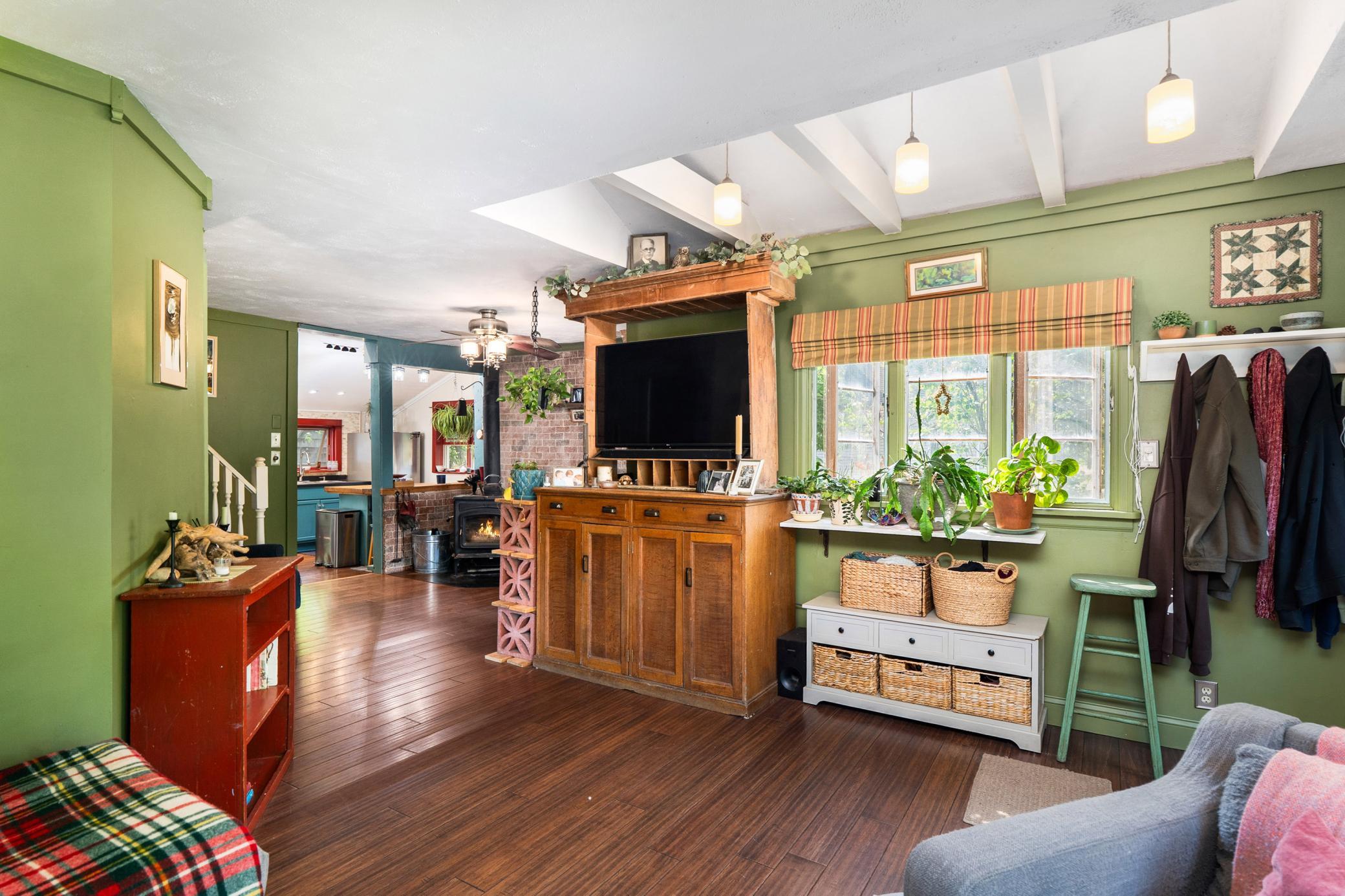 main property photo 5