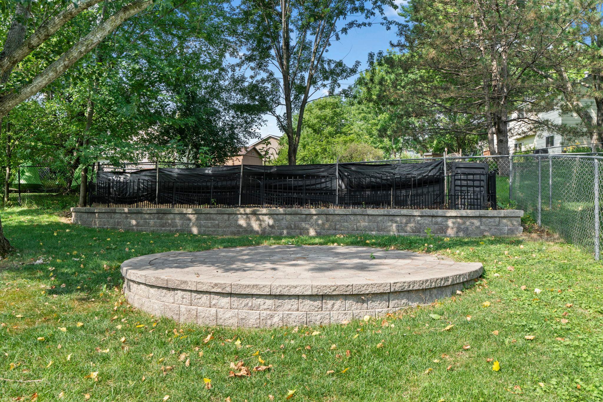 main property photo 15