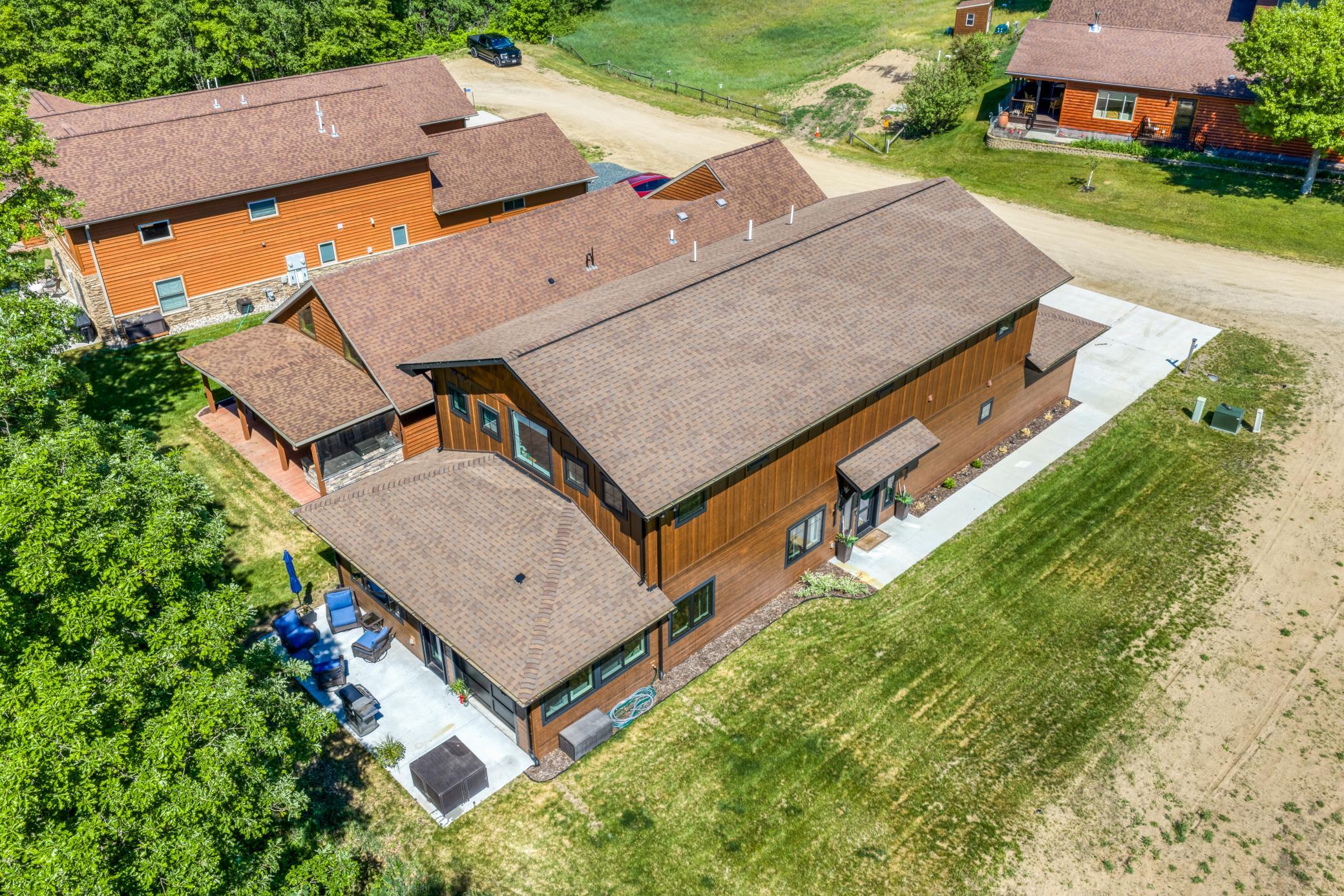 main property photo 129