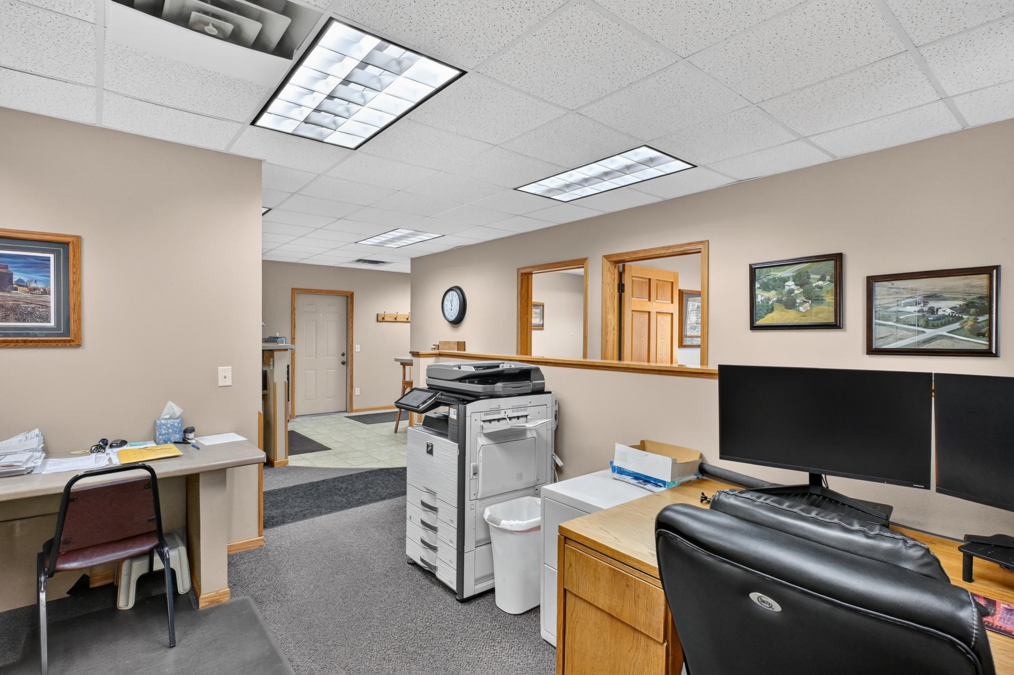 main property photo 41