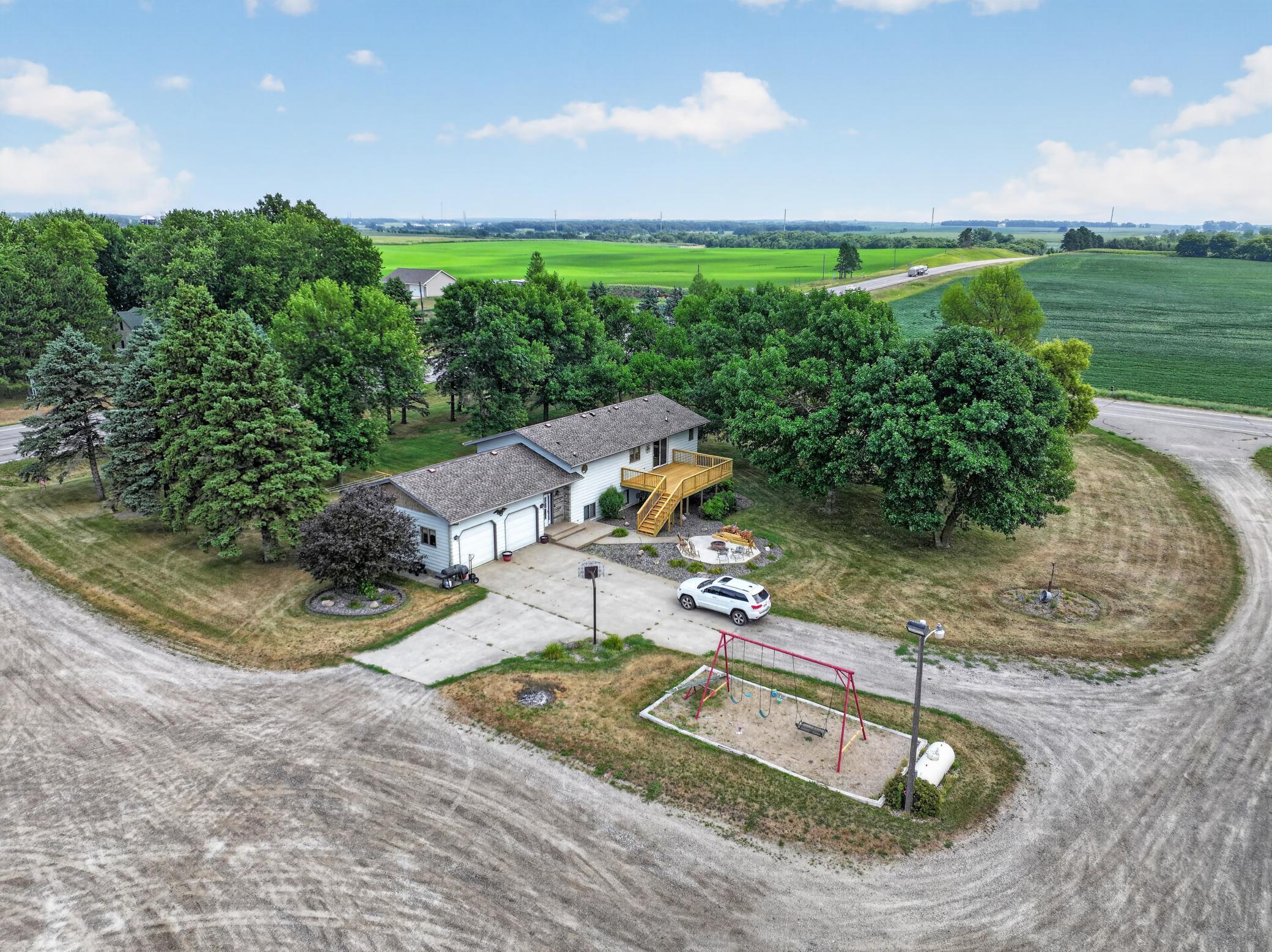 main property photo 79