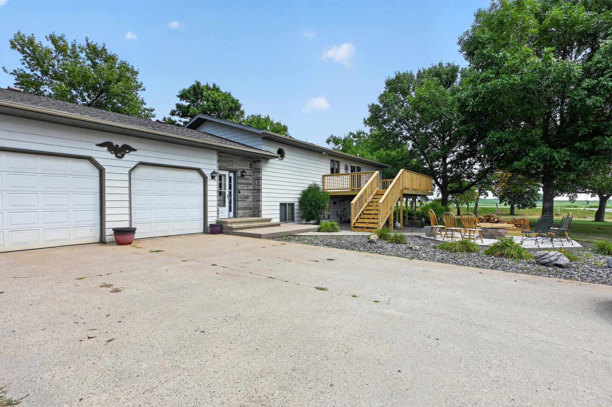 main property photo 88