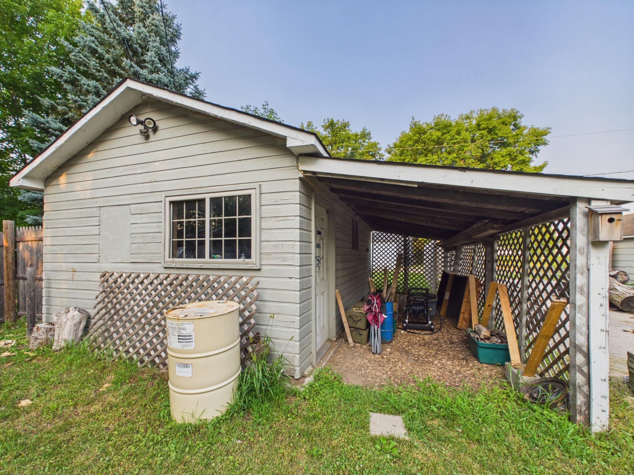 main property photo 27