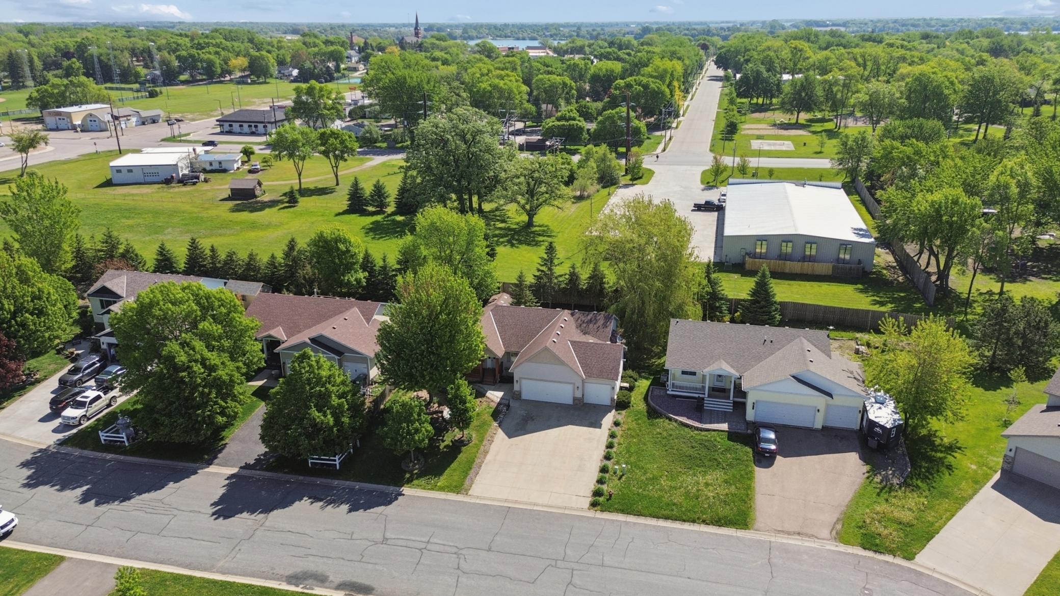 main property photo 36