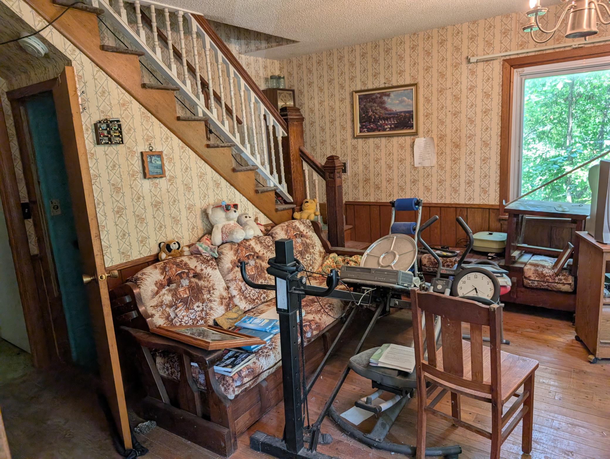 main property photo 11