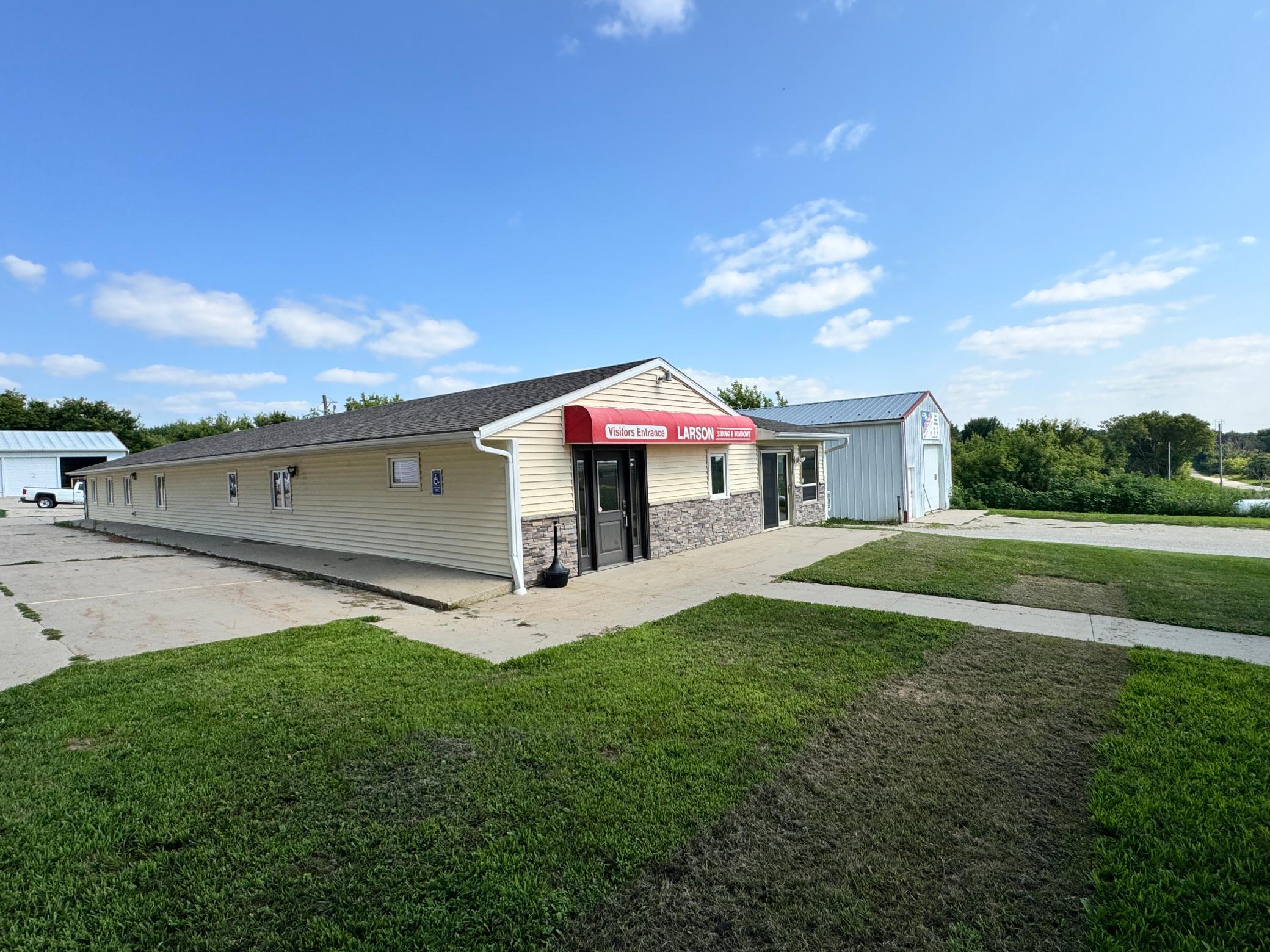 main property photo 10