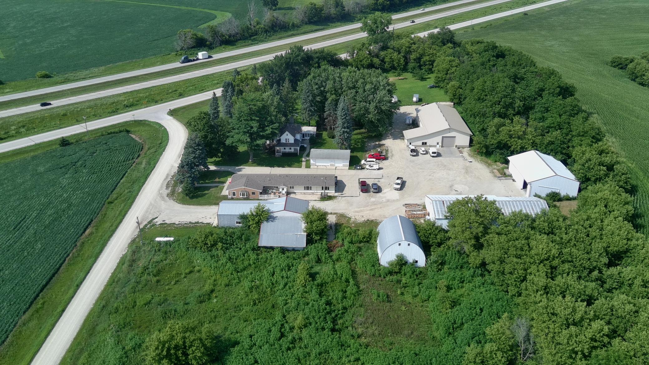 main property photo 14
