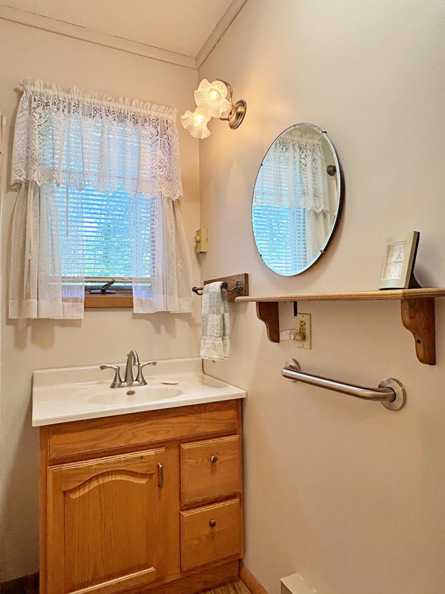 main property photo 13