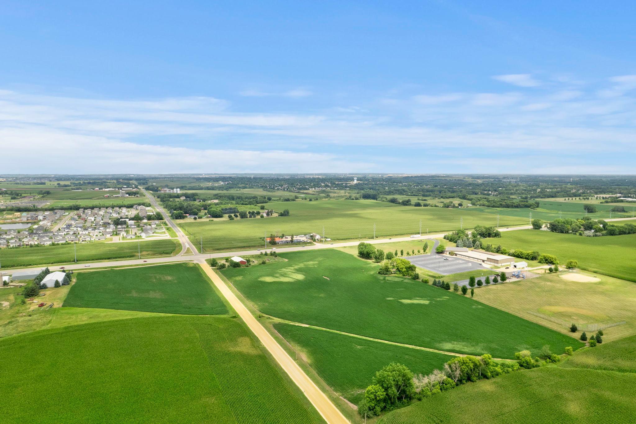 main property photo 16