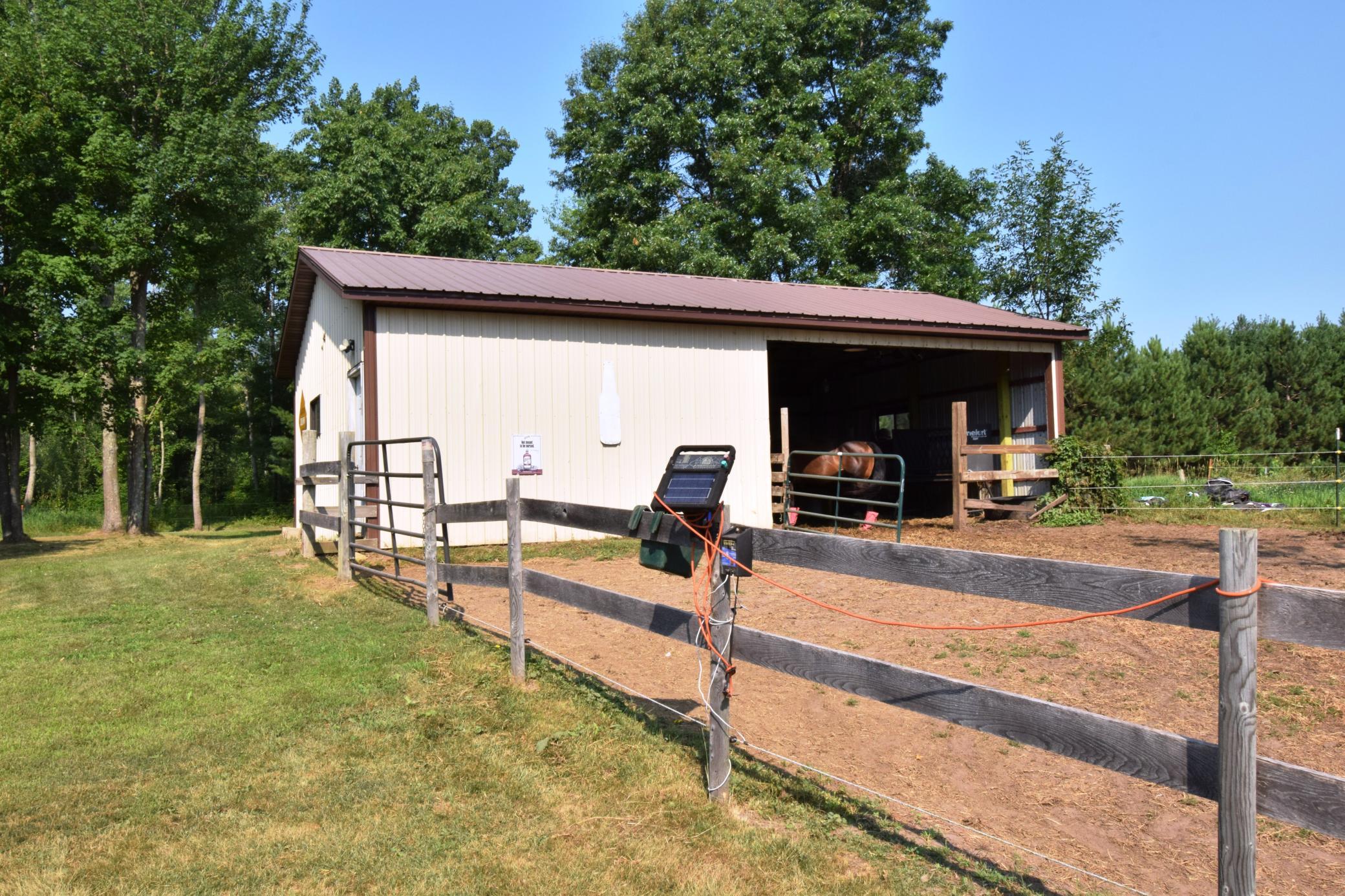 main property photo 5