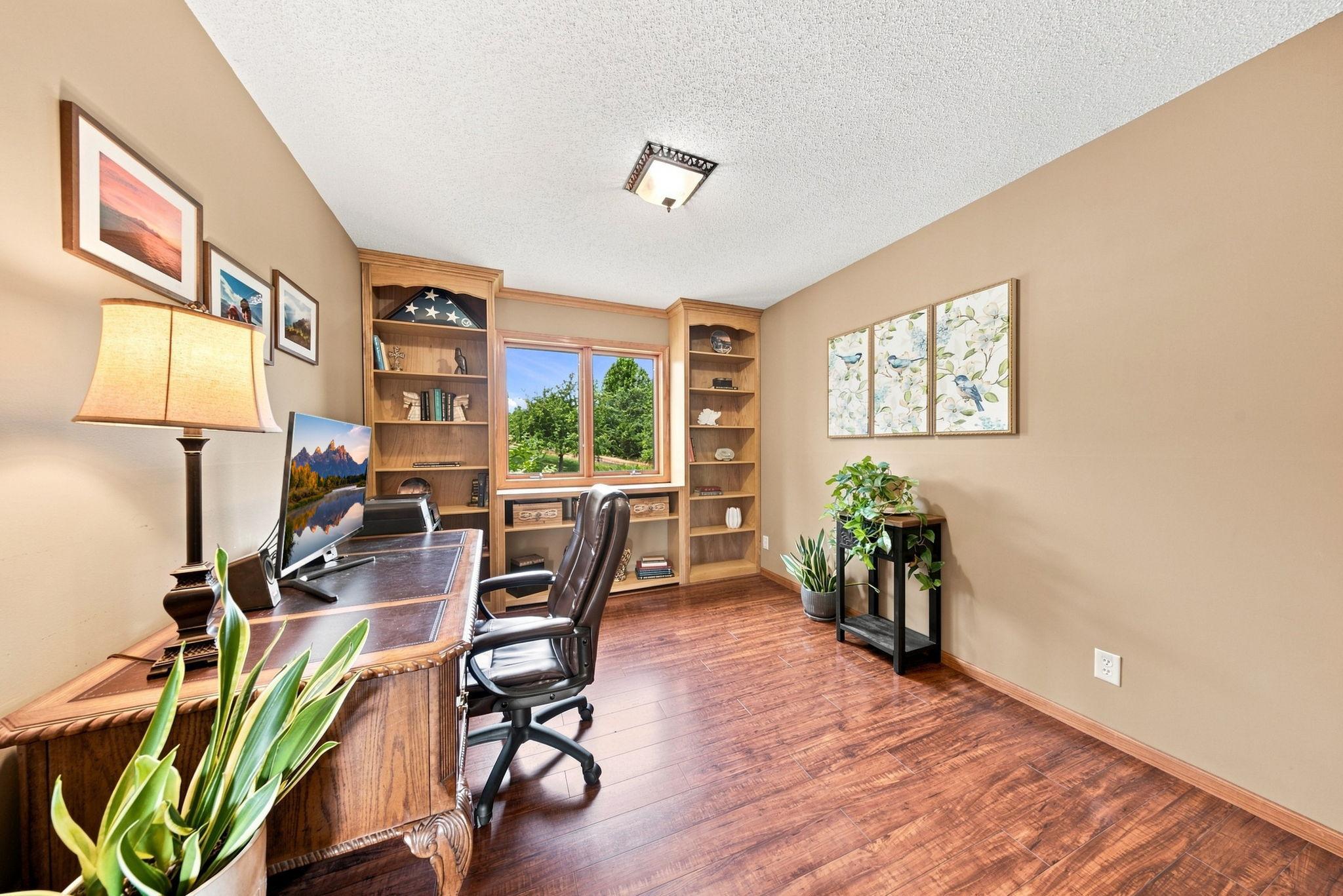 main property photo 9