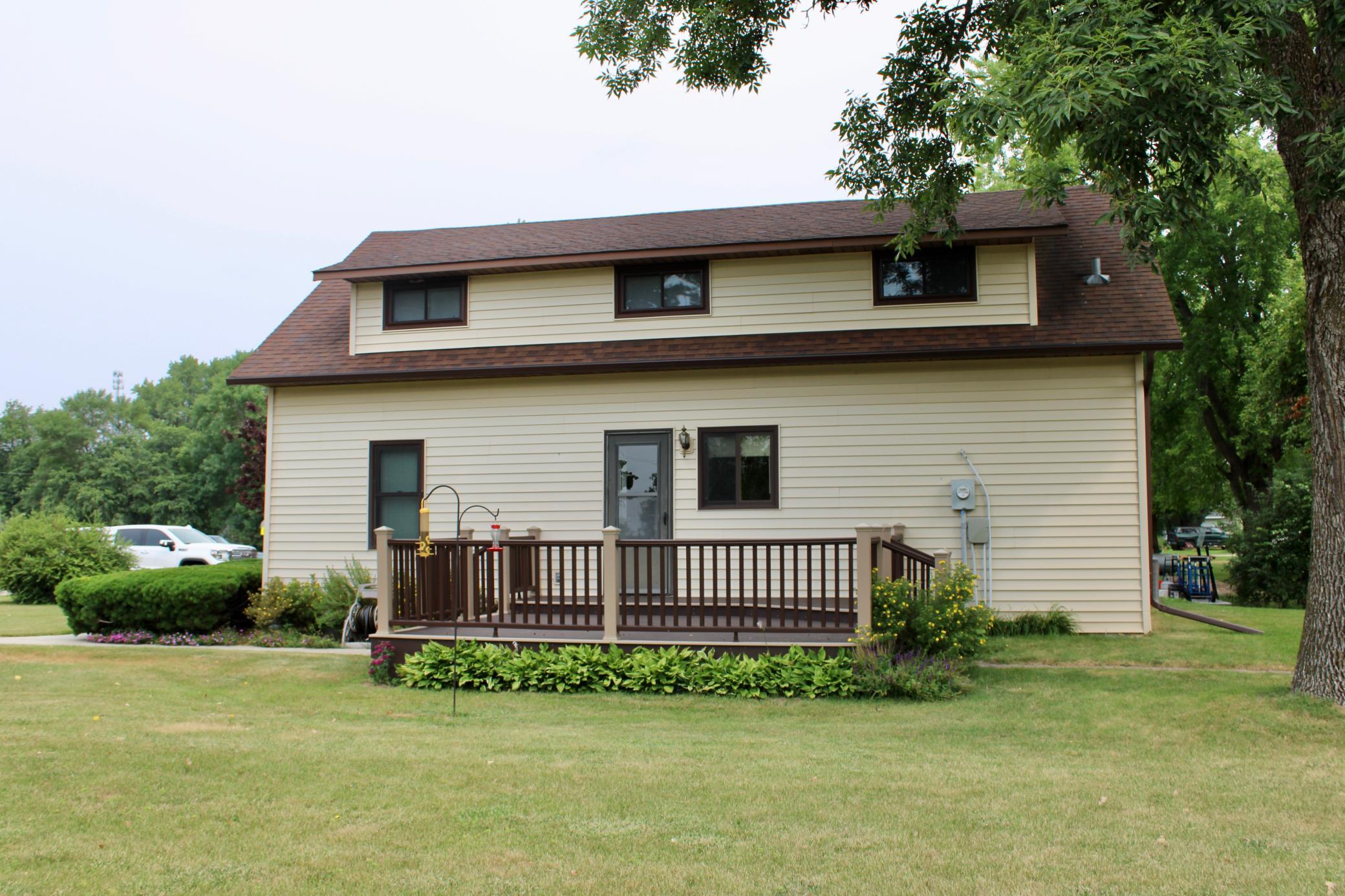main property photo 2