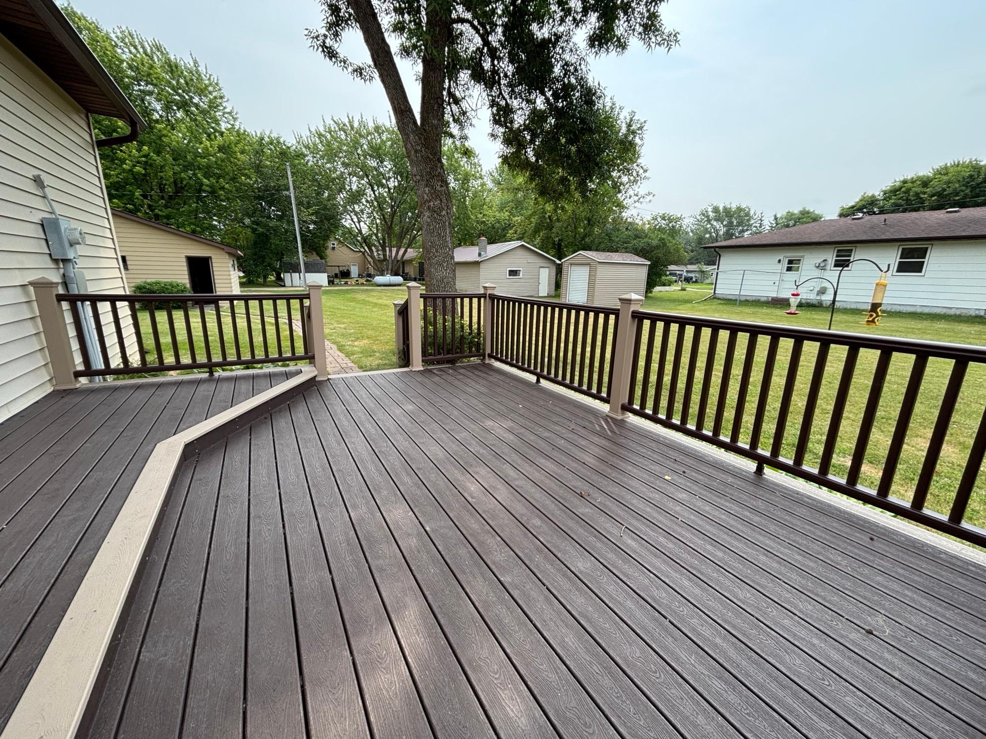 main property photo 28
