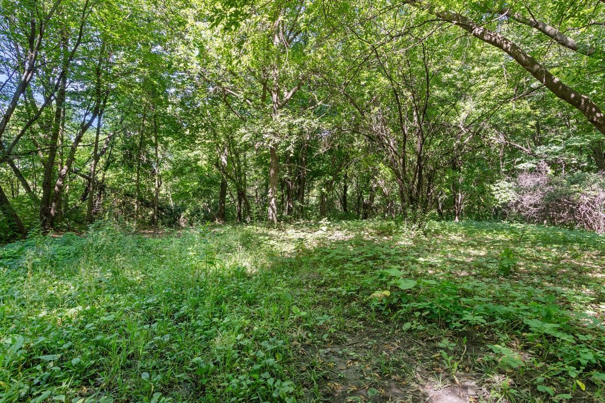 main property photo 0