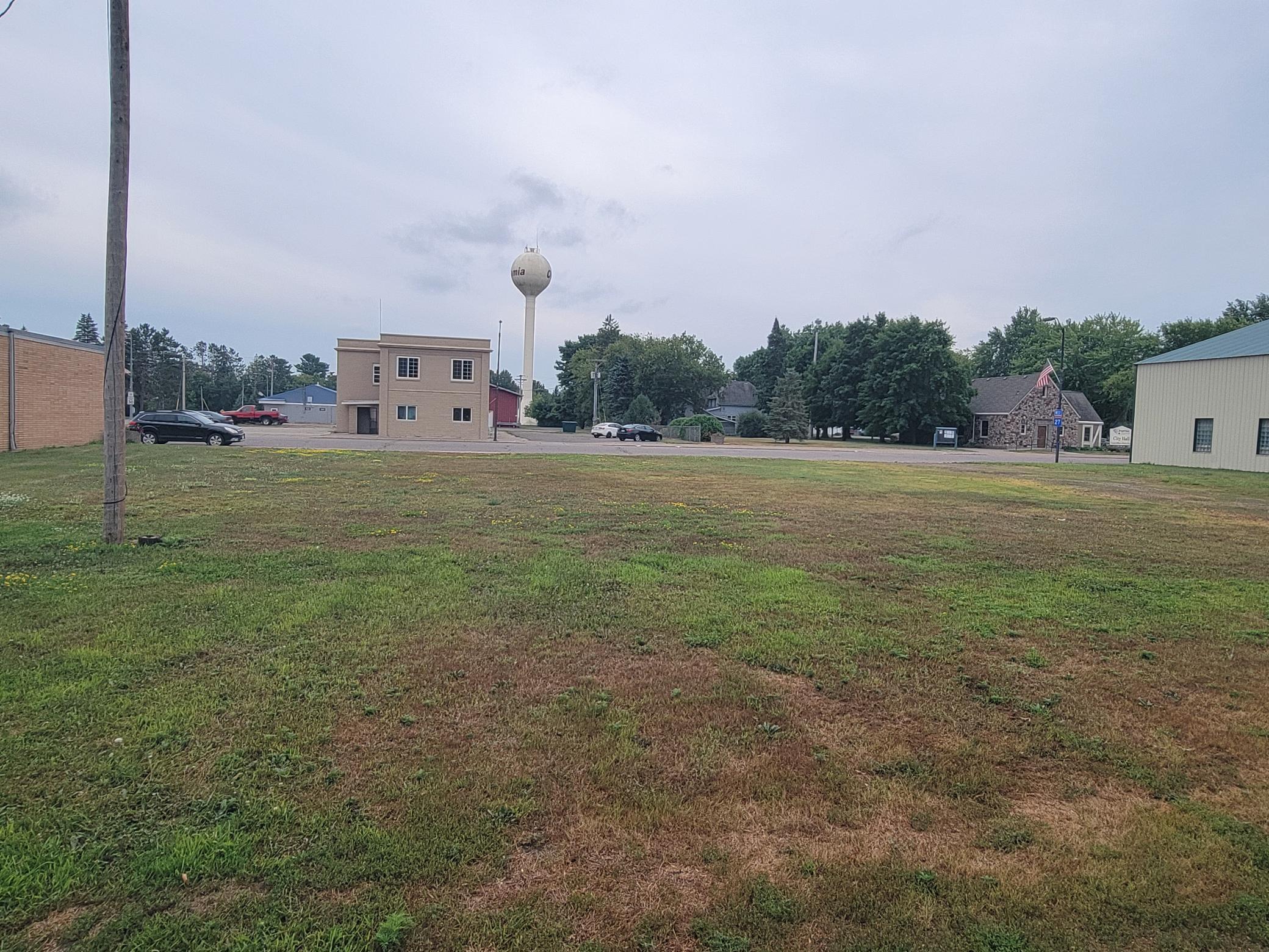 main property photo 7