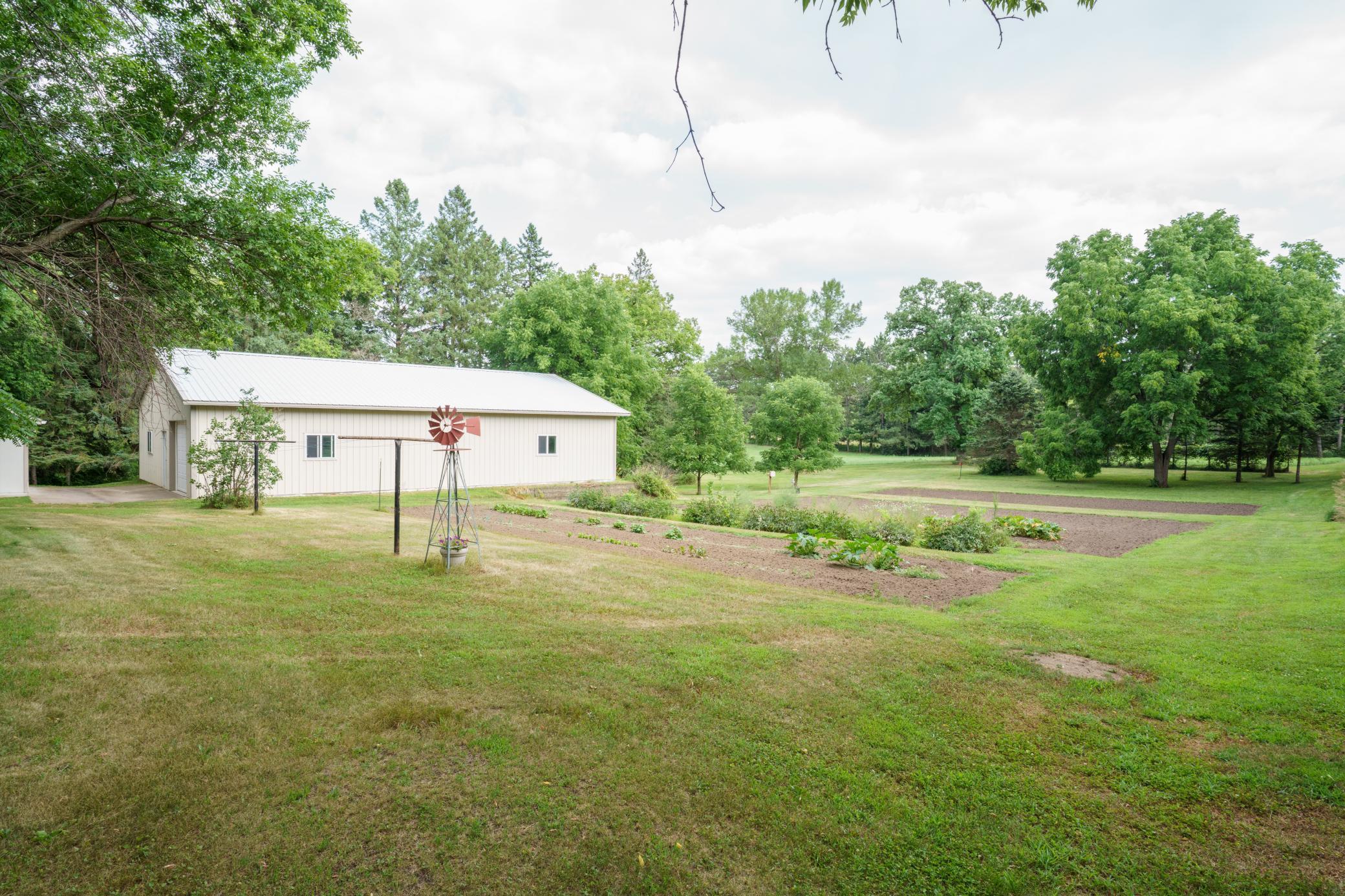 main property photo 6