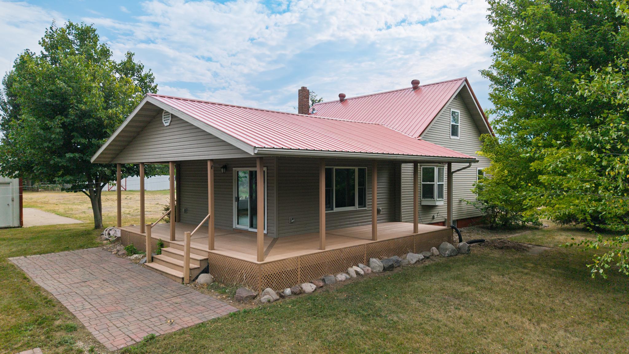 main property photo 39