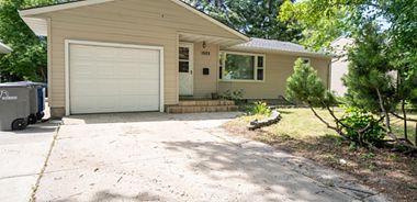 image of property with 4 Bed | 1 Bath | 1,840 Sqft