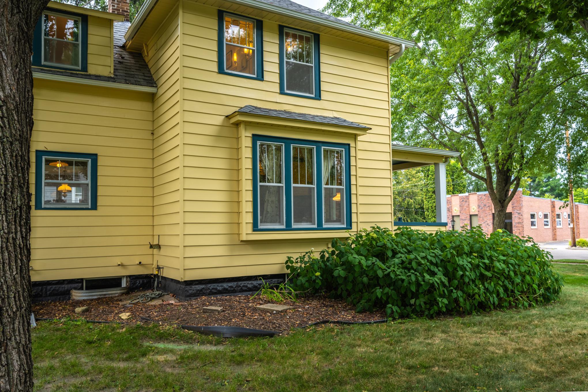 main property photo 17