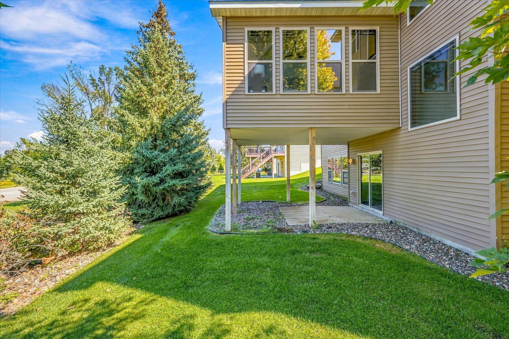 main property photo 74