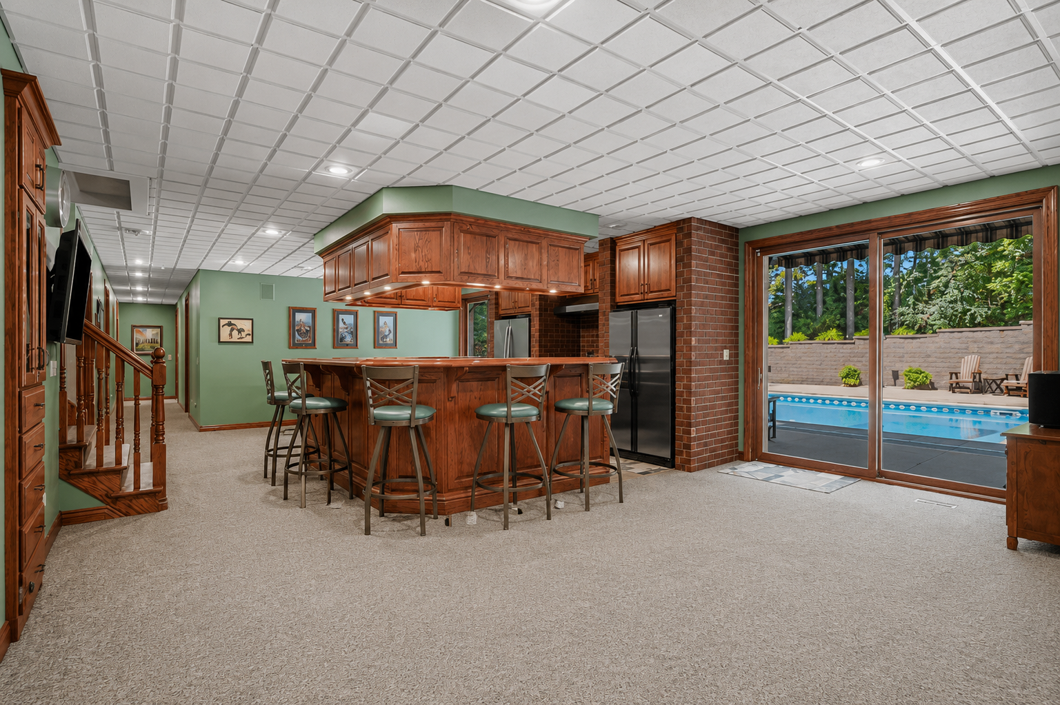 main property photo 28