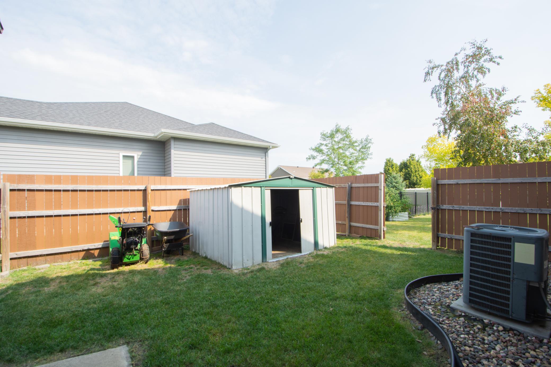 main property photo 44