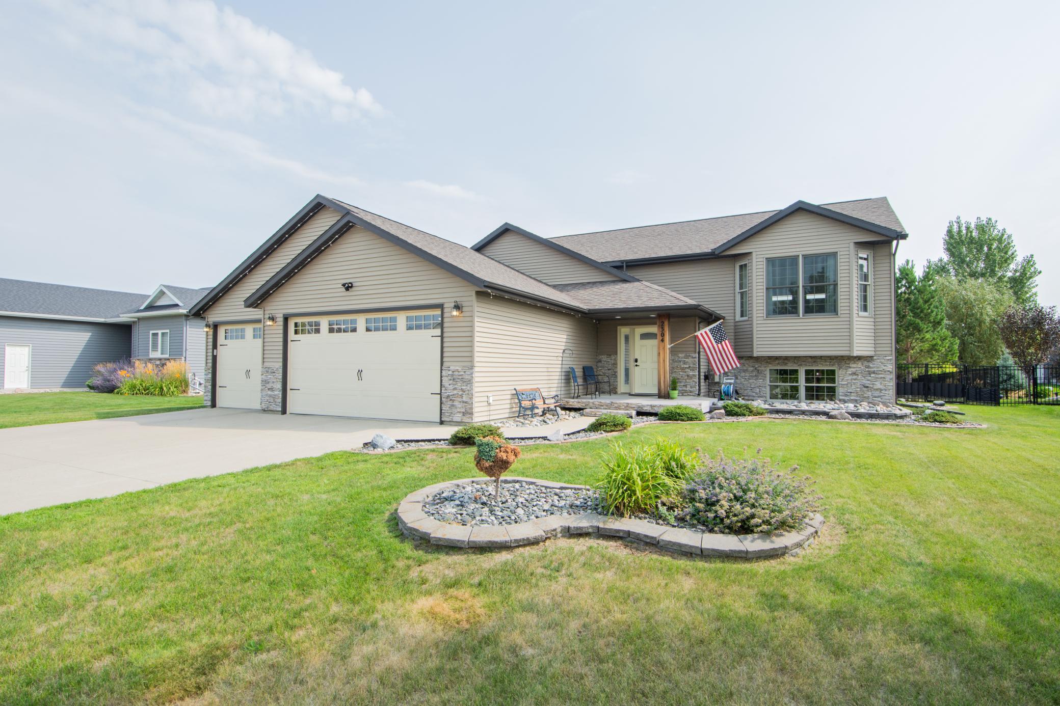 main property photo 47