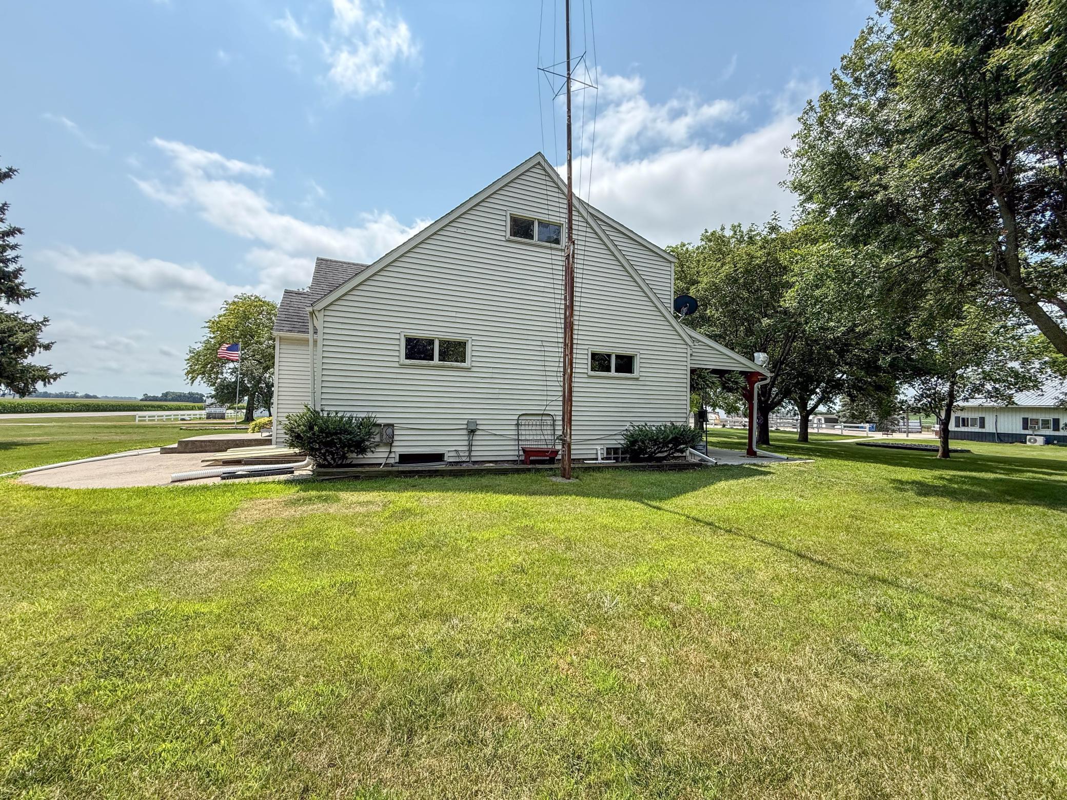 main property photo 49
