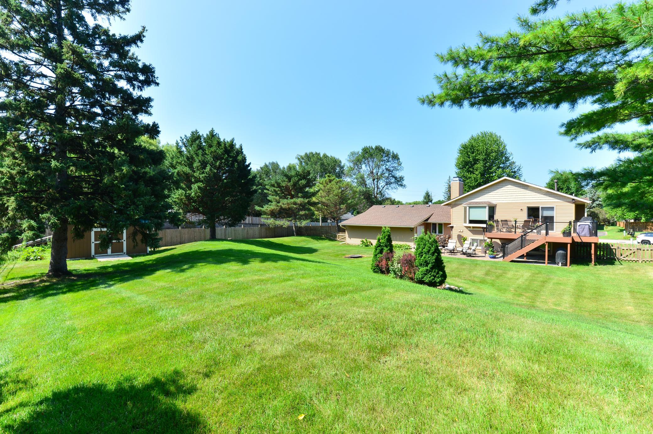 main property photo 9