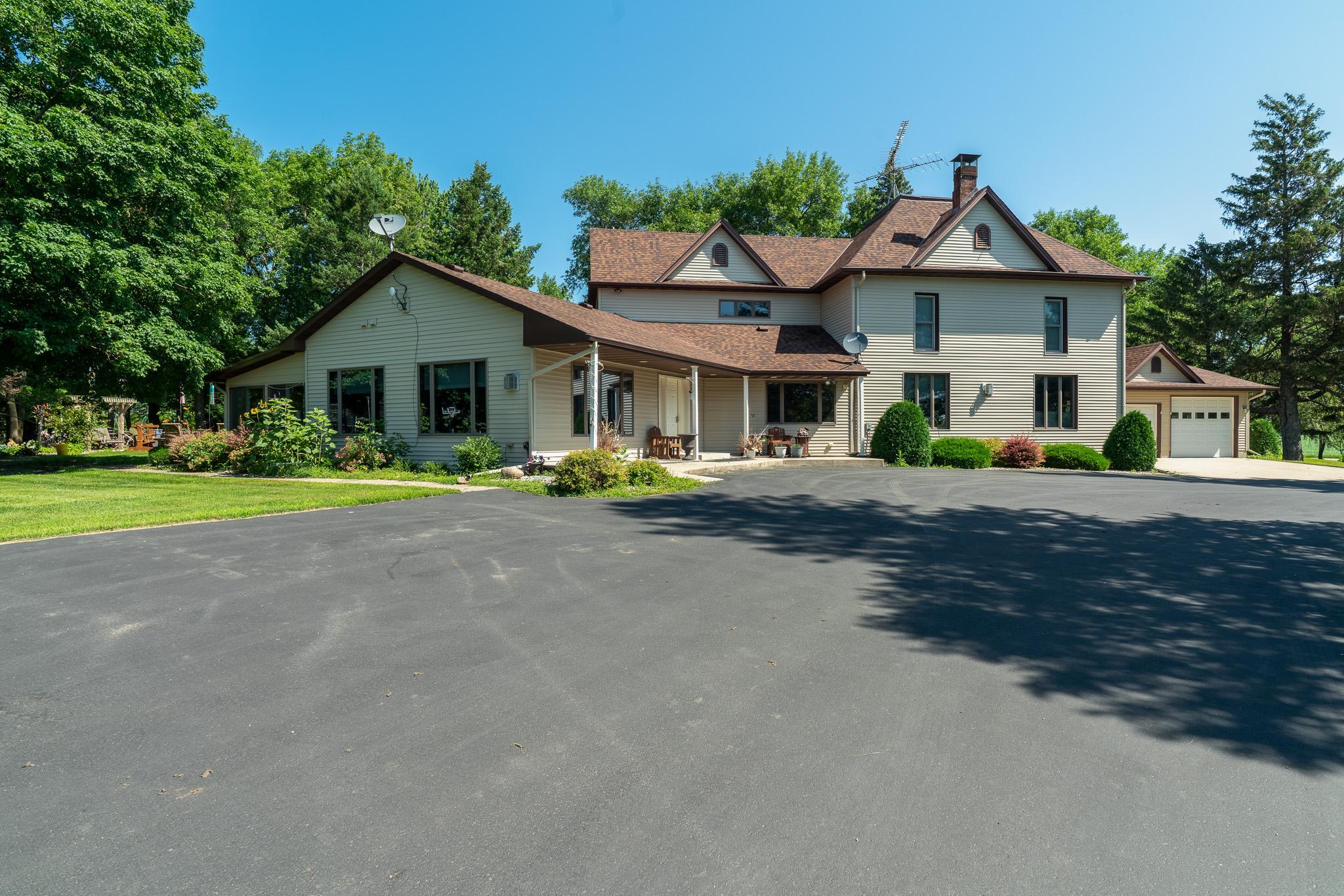 main property photo 33