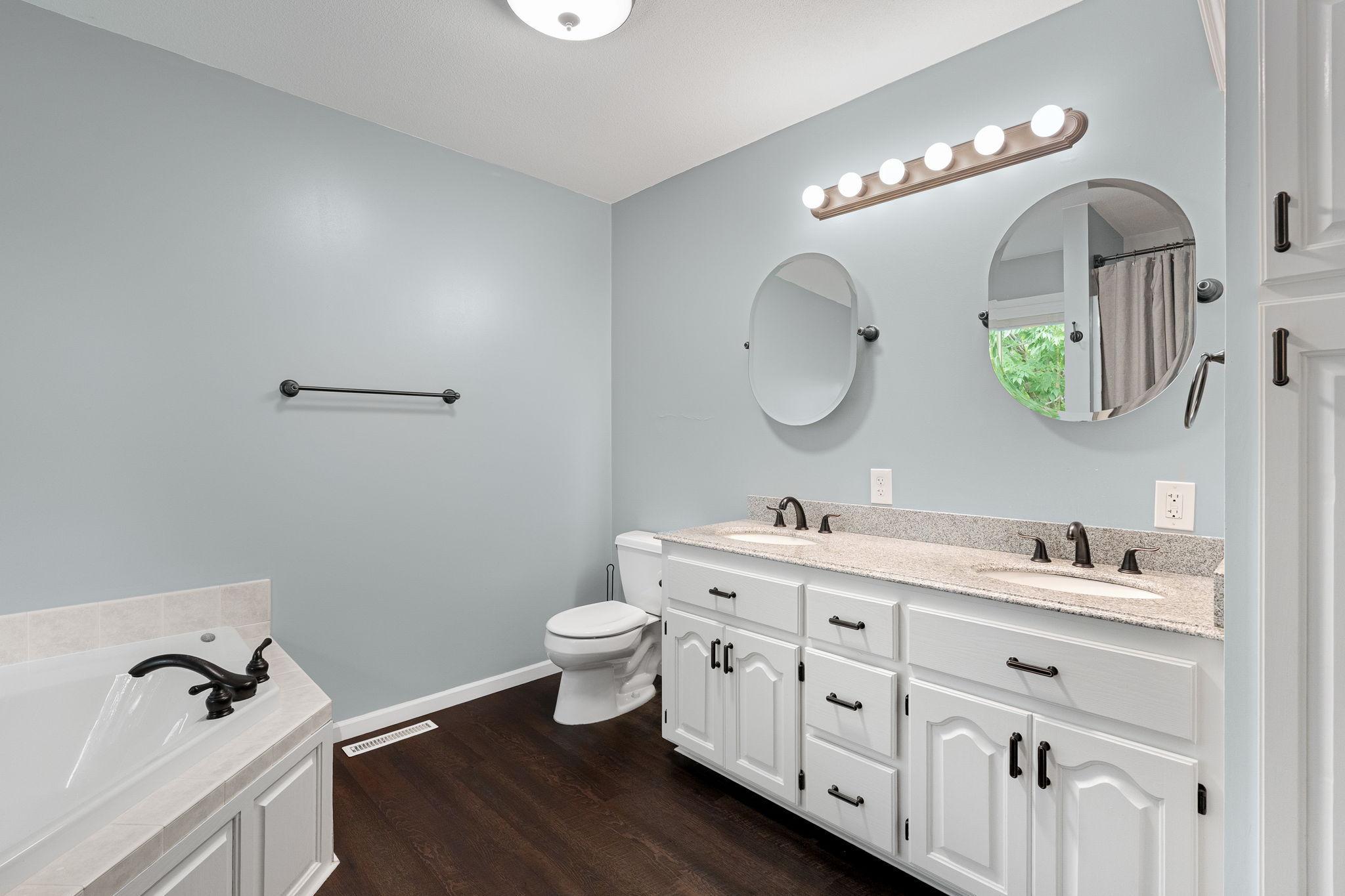 main property photo 18