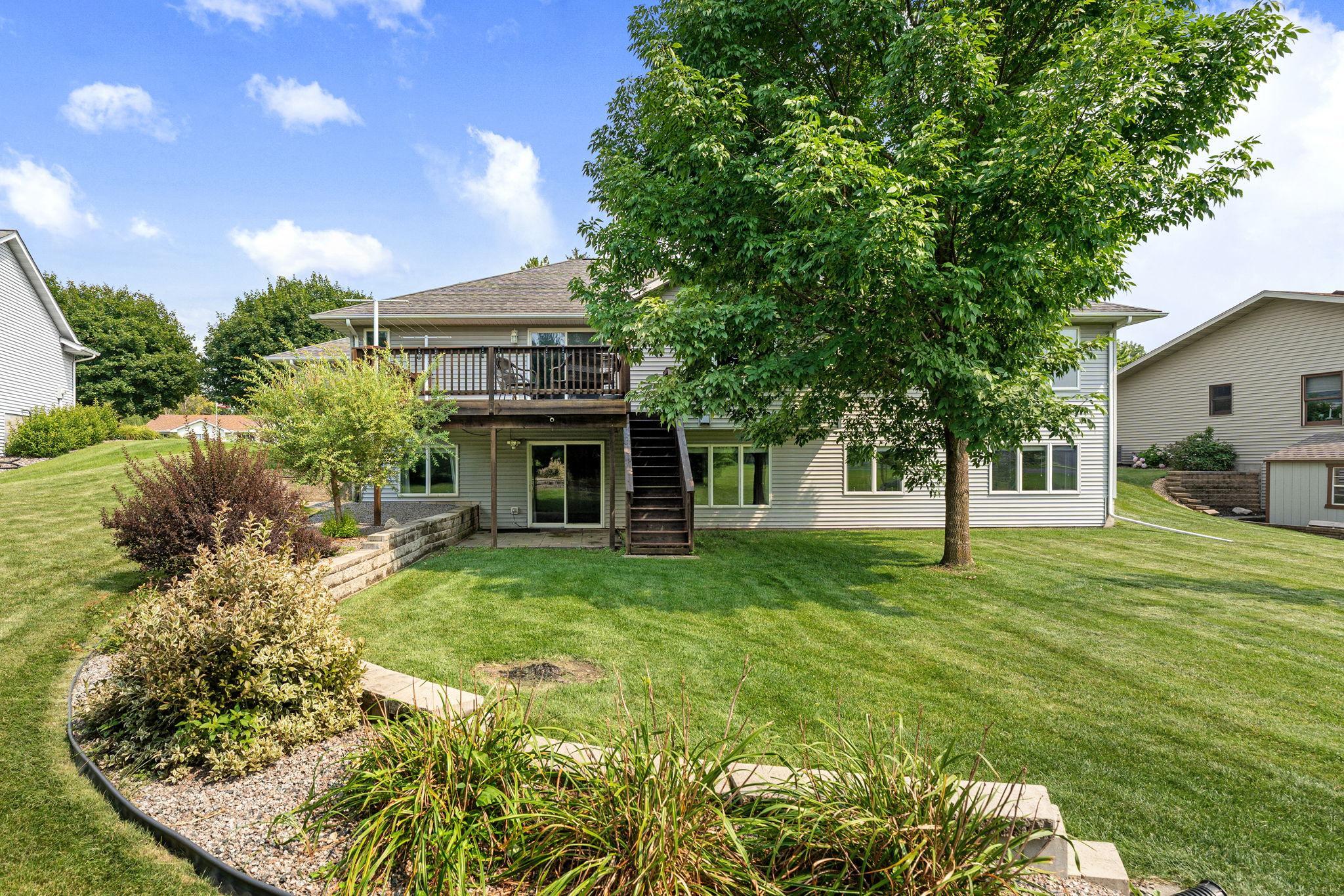 main property photo 33