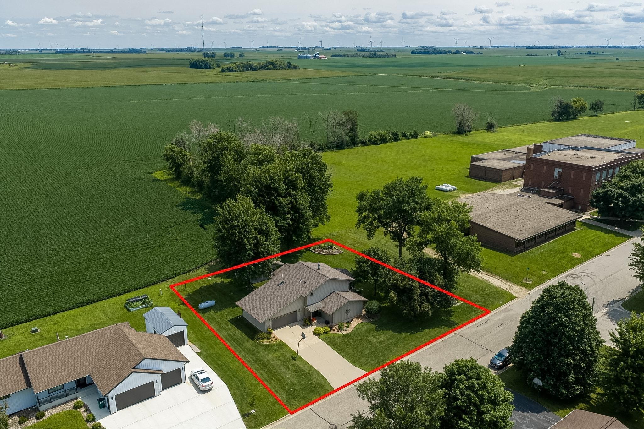 main property photo 46