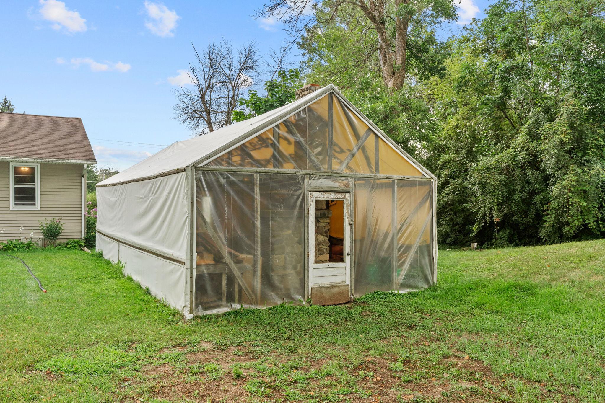 main property photo 41