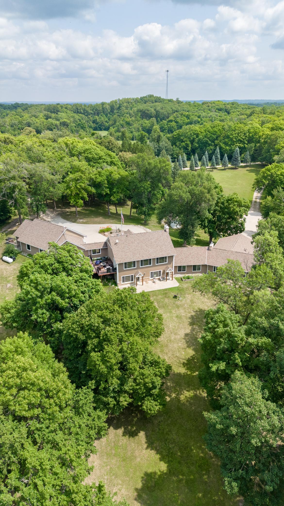 main property photo 18