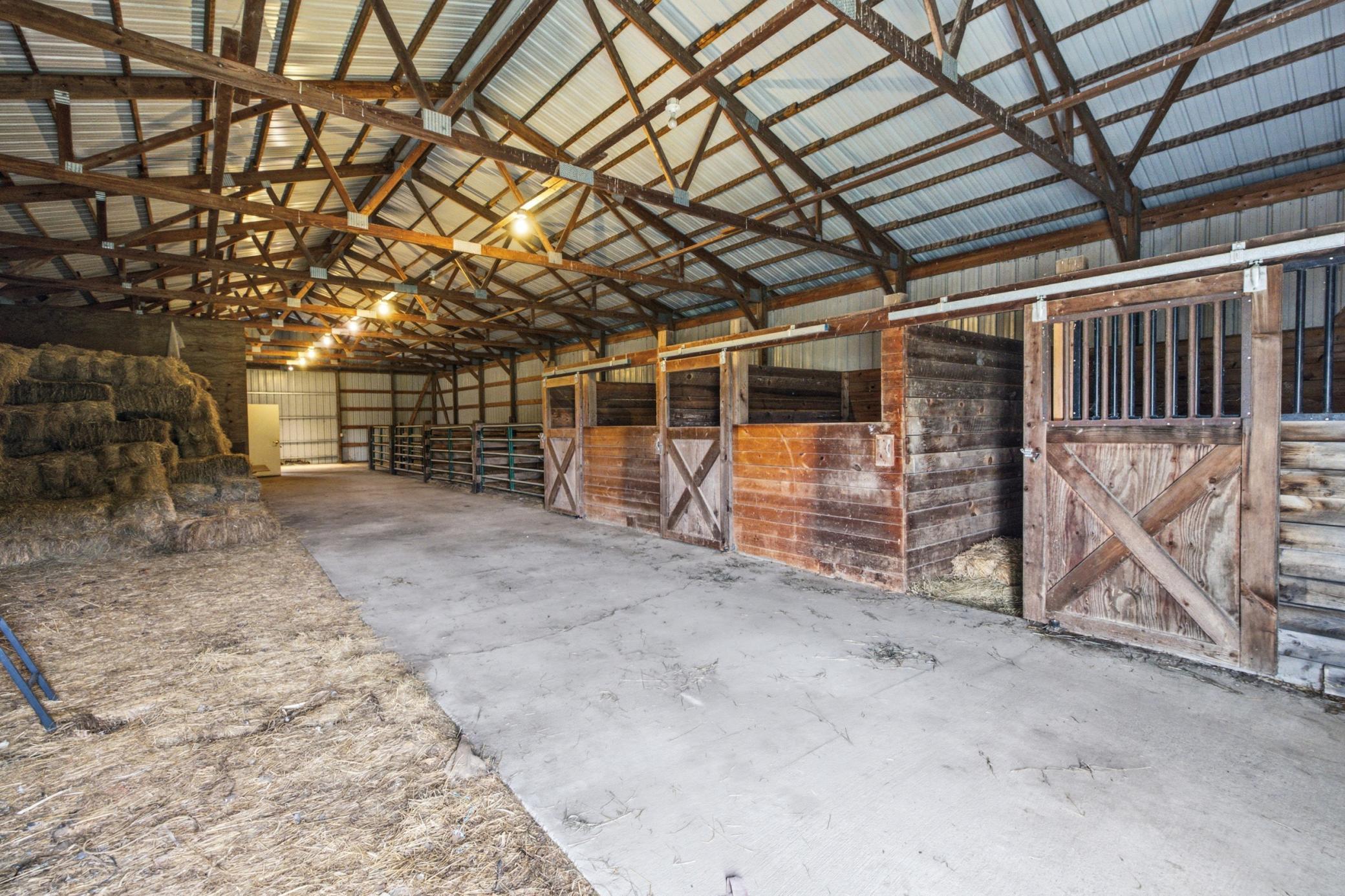 main property photo 50