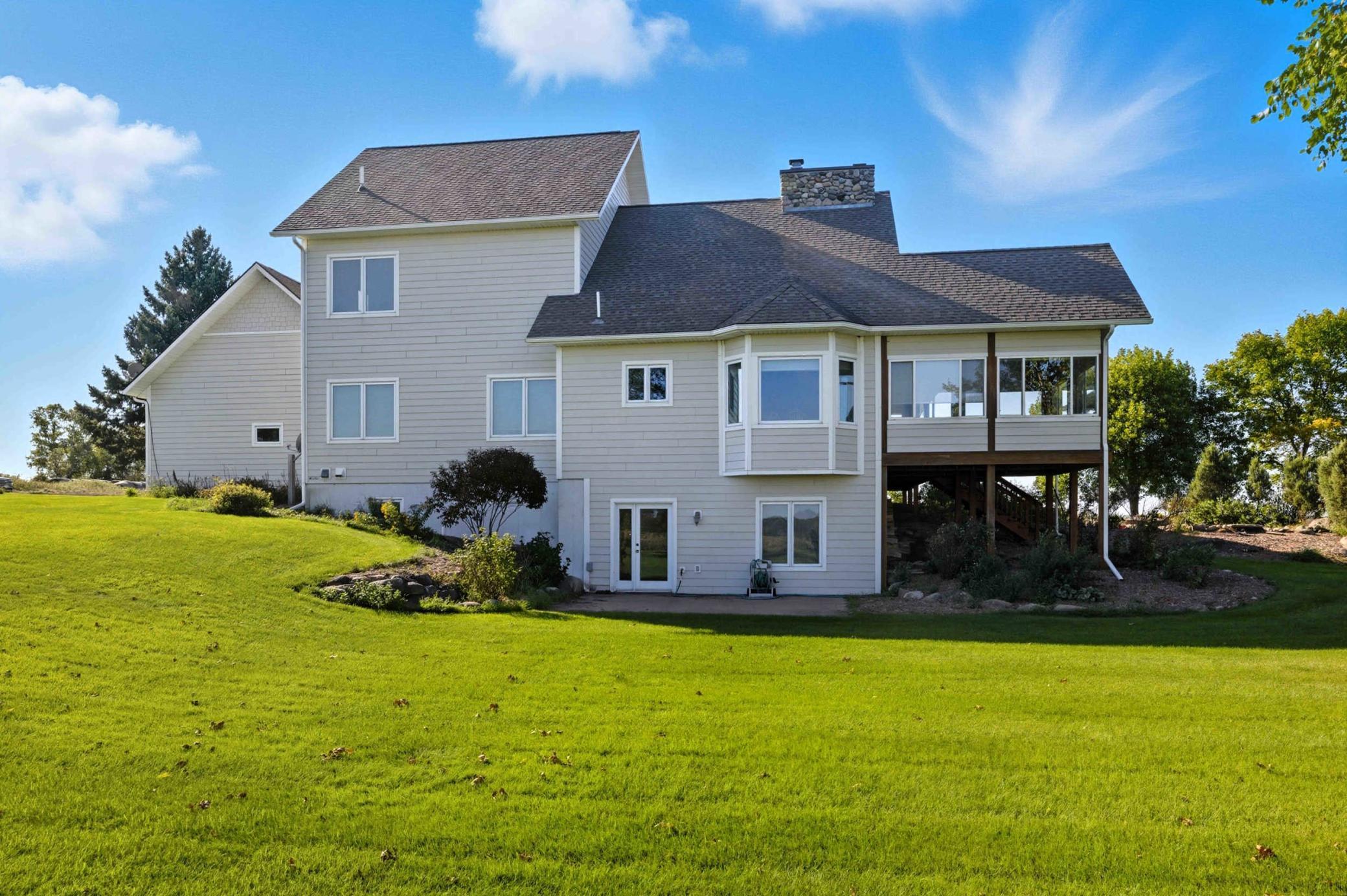 main property photo 59