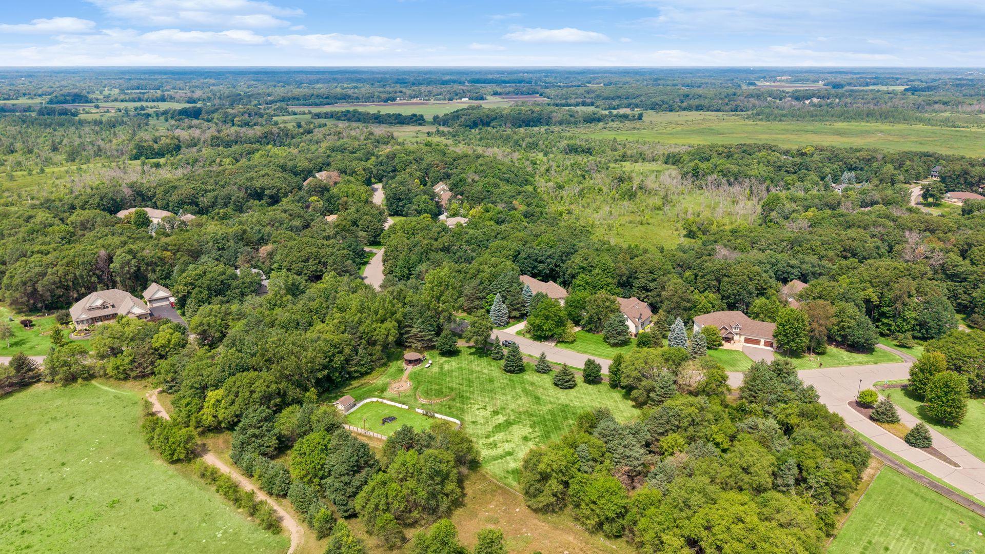 main property photo 4