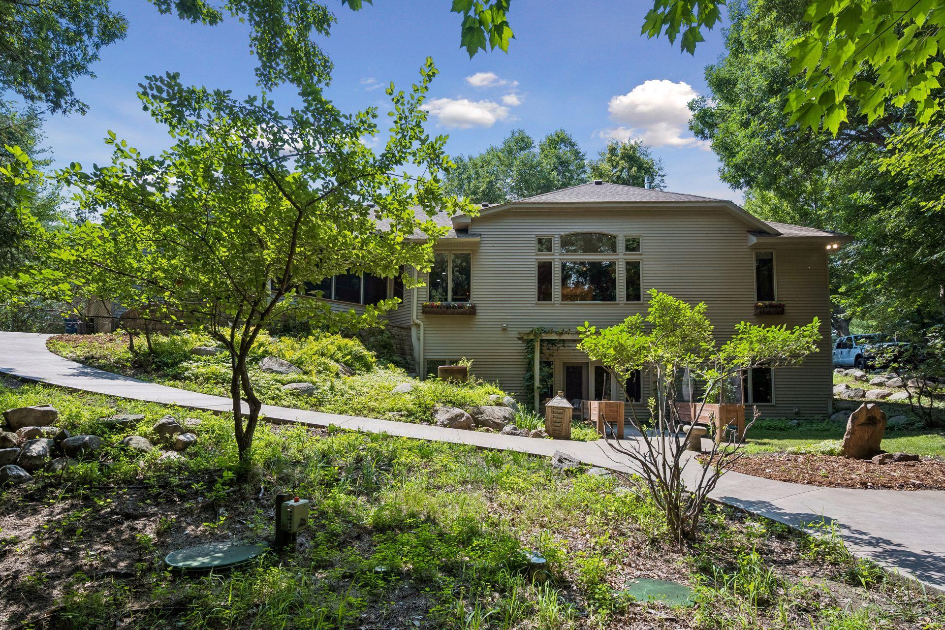 main property photo 51