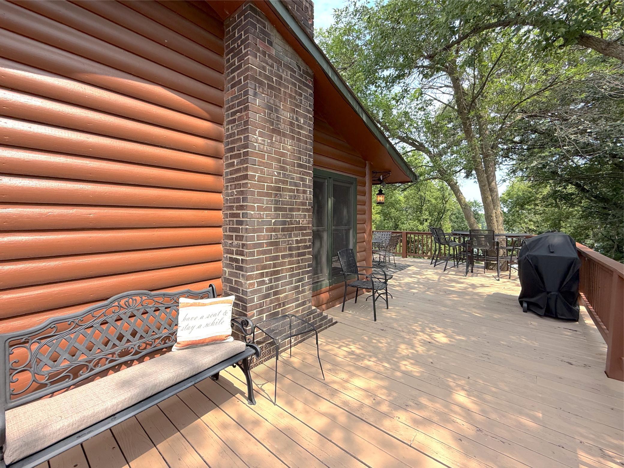 main property photo 28