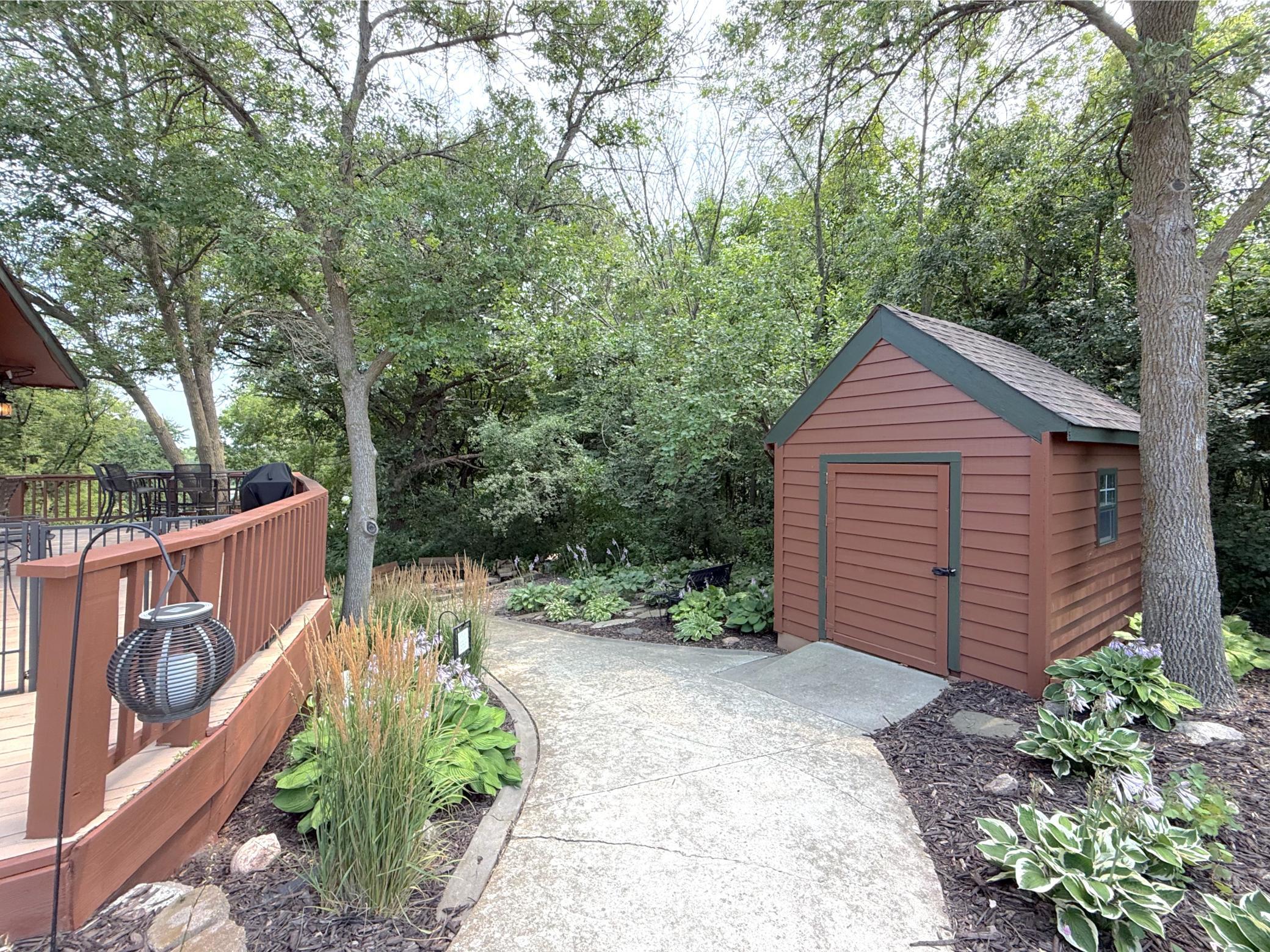 main property photo 34
