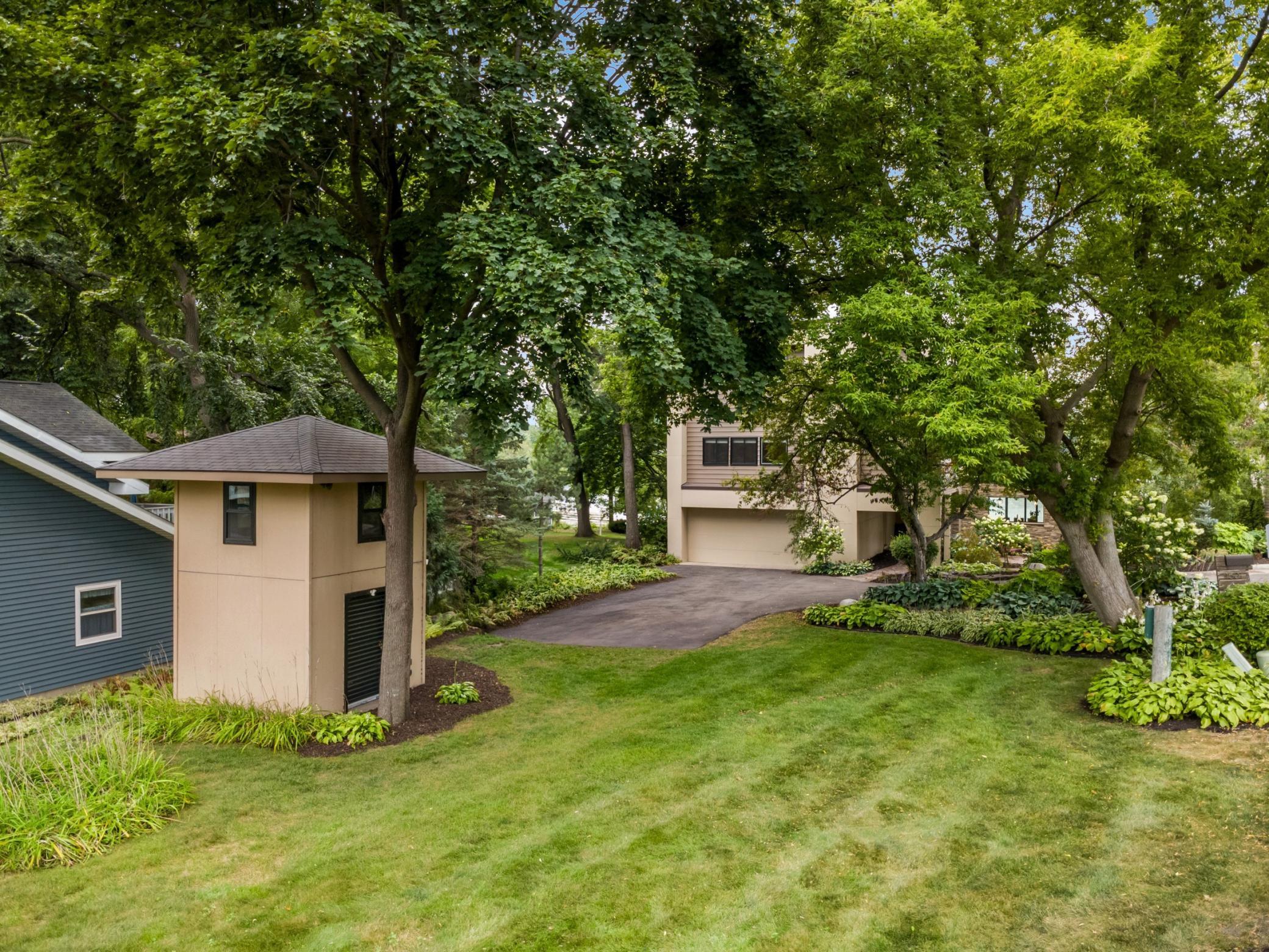 main property photo 77