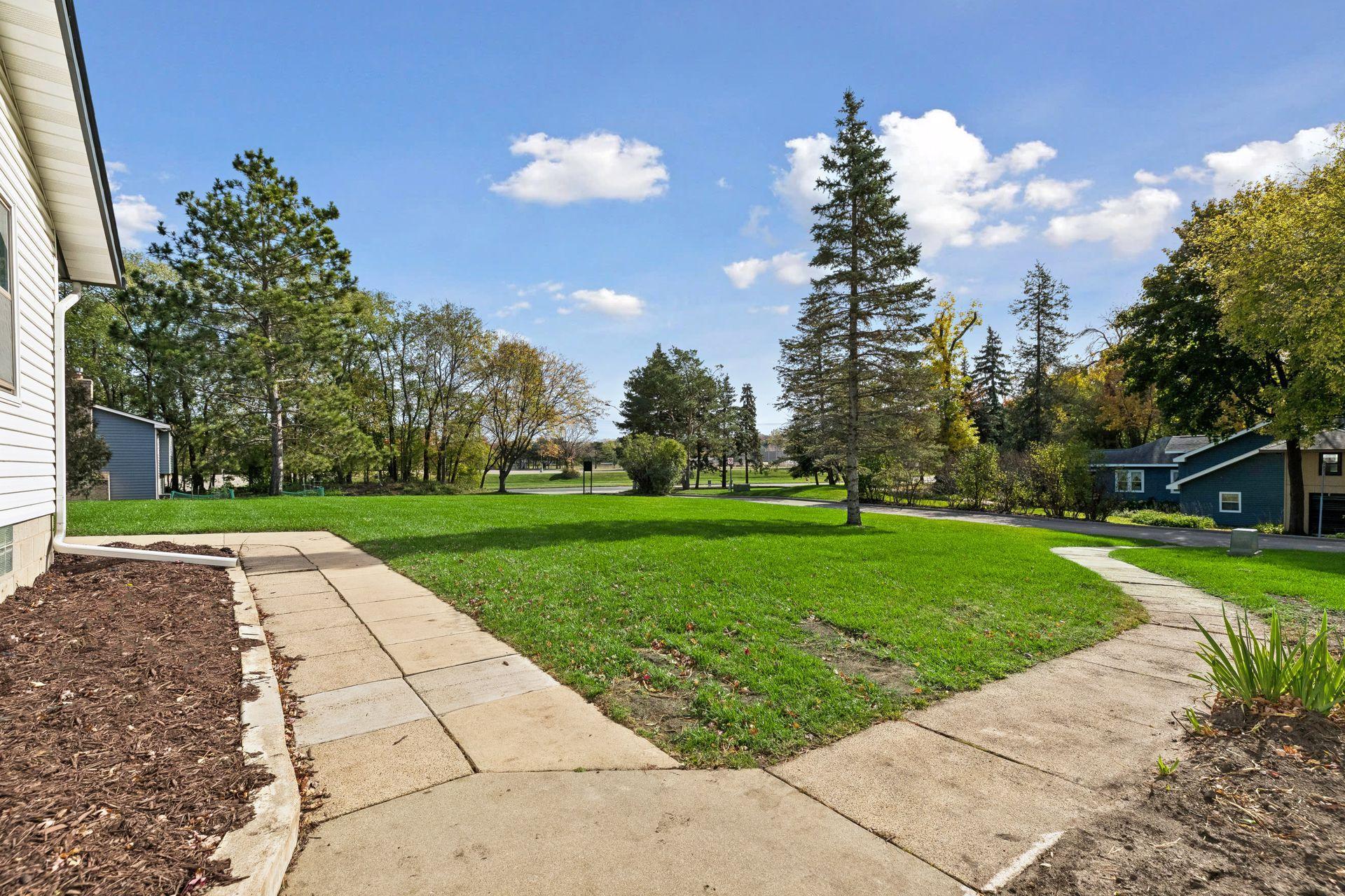 main property photo 41