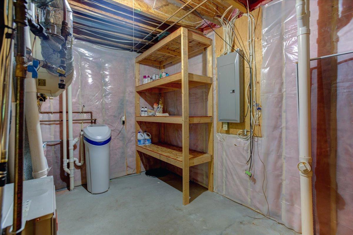 main property photo 56